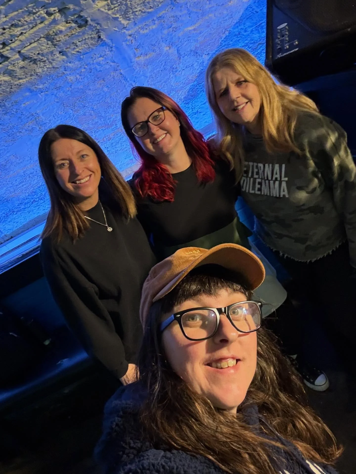 🙌🥰CONGRATULATIONS🥰🙌 To Ange, Lorraine and Sue who graduated from their Big Sis DJs Beginner Course @cafereneglos taught by @neonpumpsdj and they absolutely smashed their graduation mixes (check out our stories to listen)💖💖💖 We are so proud of 