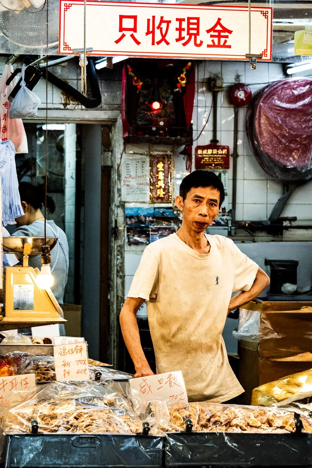 Hong Kong Market seller by Tim Tate.jpg