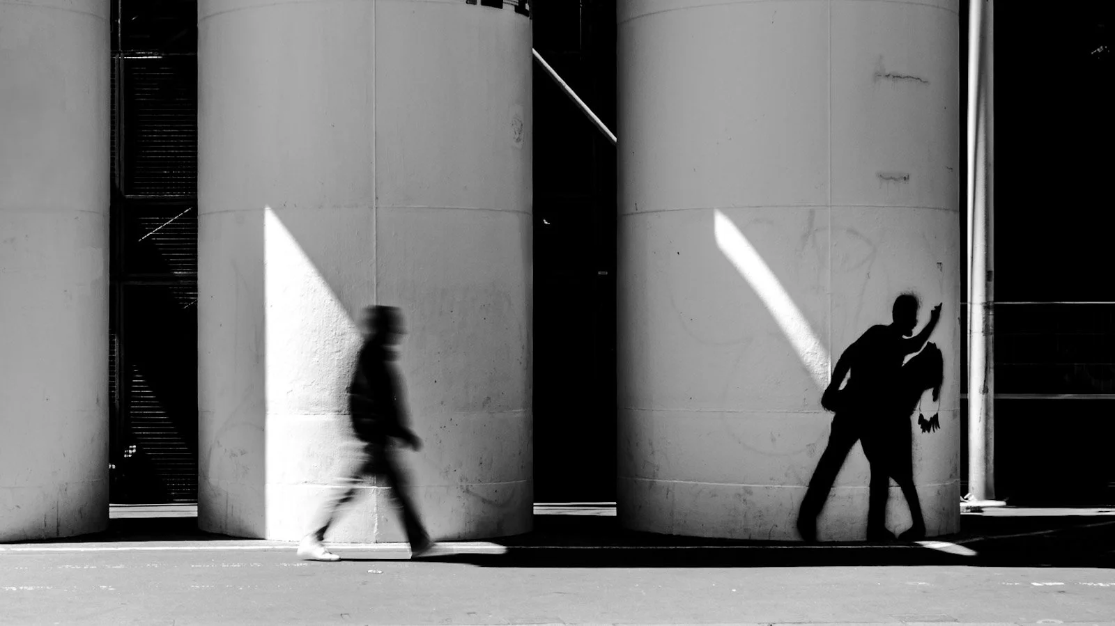 Domestic Abuse in Silhouette in Paris by Tim Tate.jpg