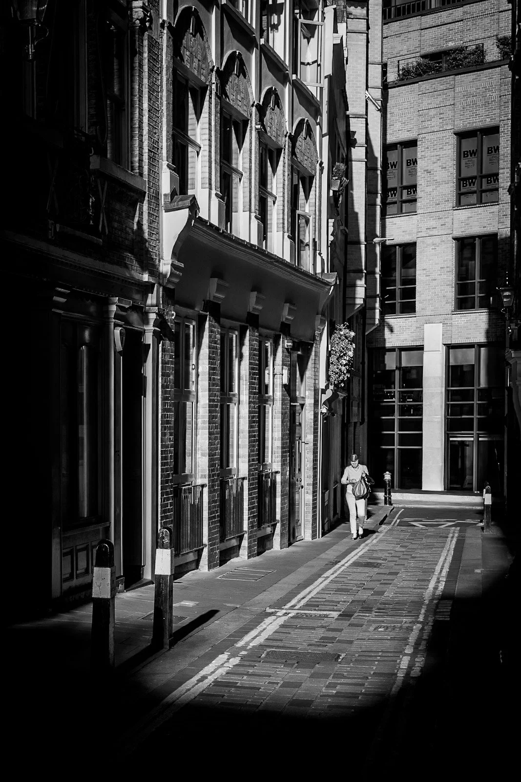 Backstreets of London by Tim Tate-1.jpg