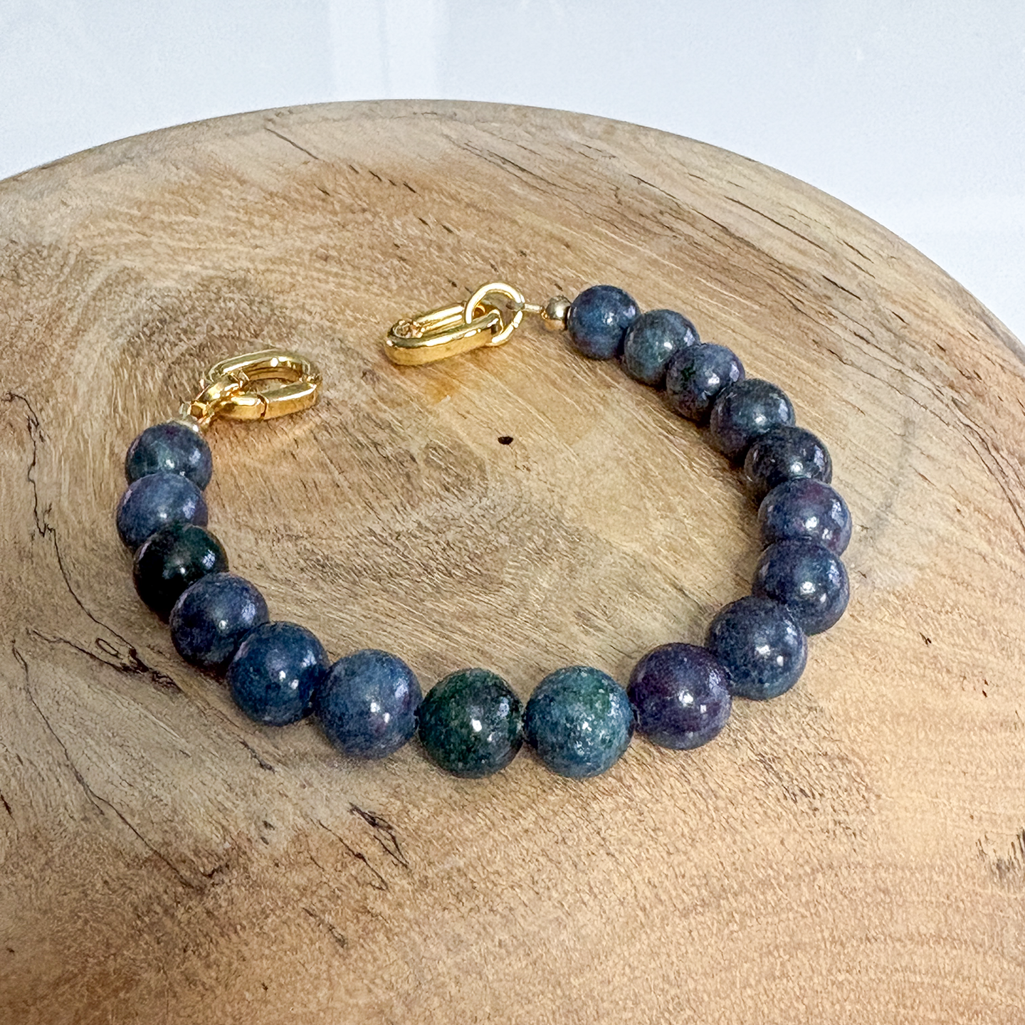 60 Ruby Kyanite 8in.png