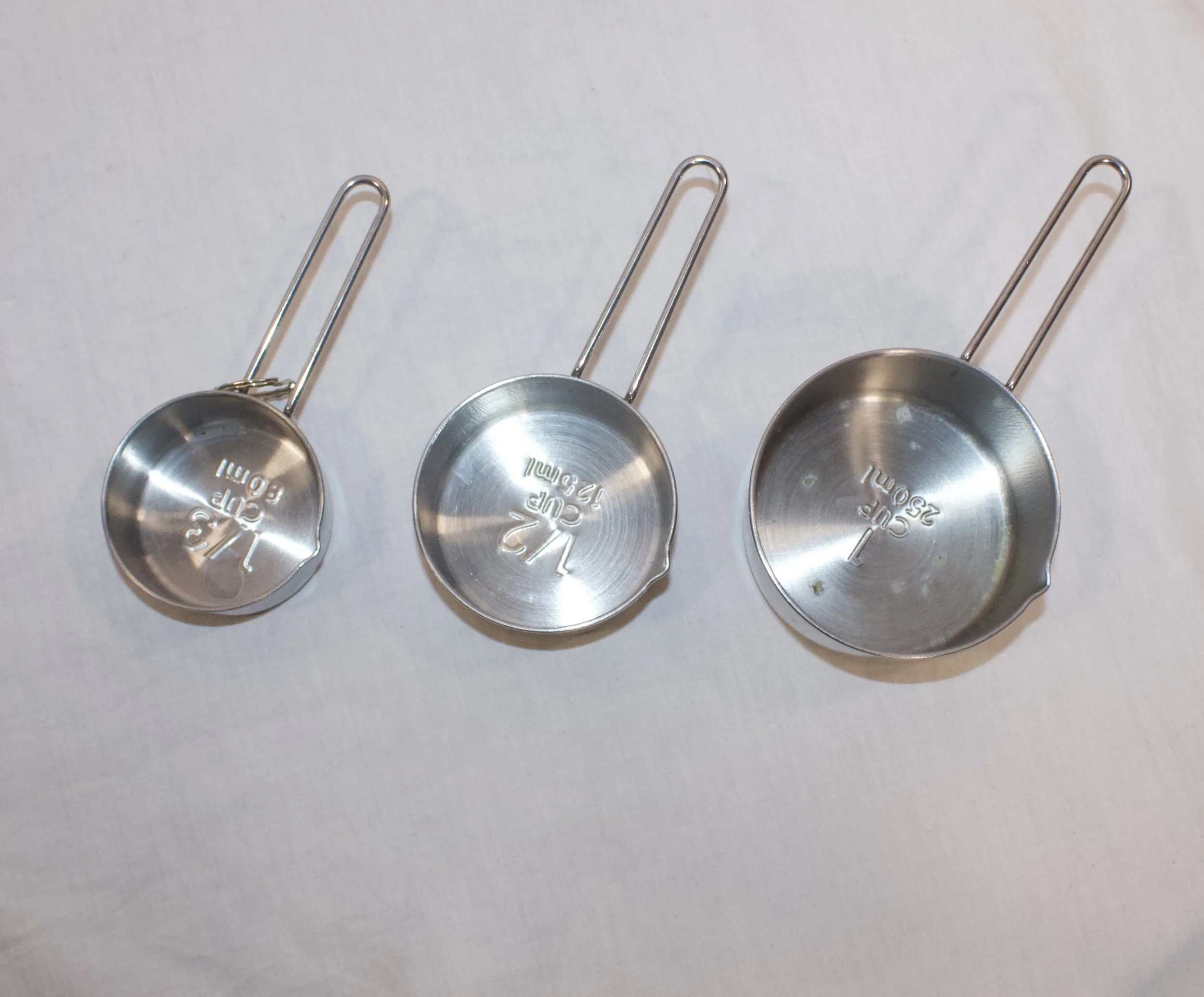 metal measuring cups (1).jpeg
