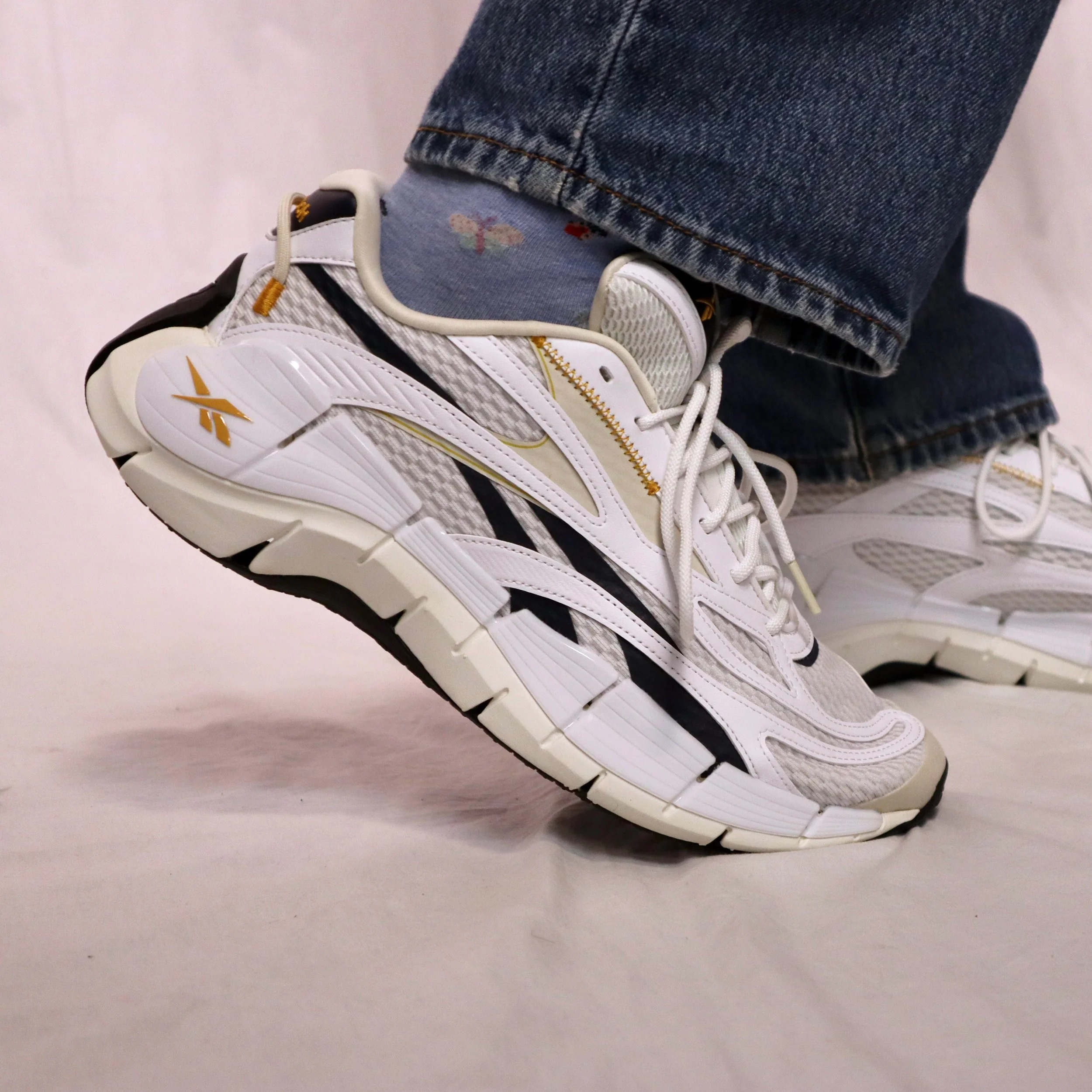 Reebok White Sneakers.jpeg