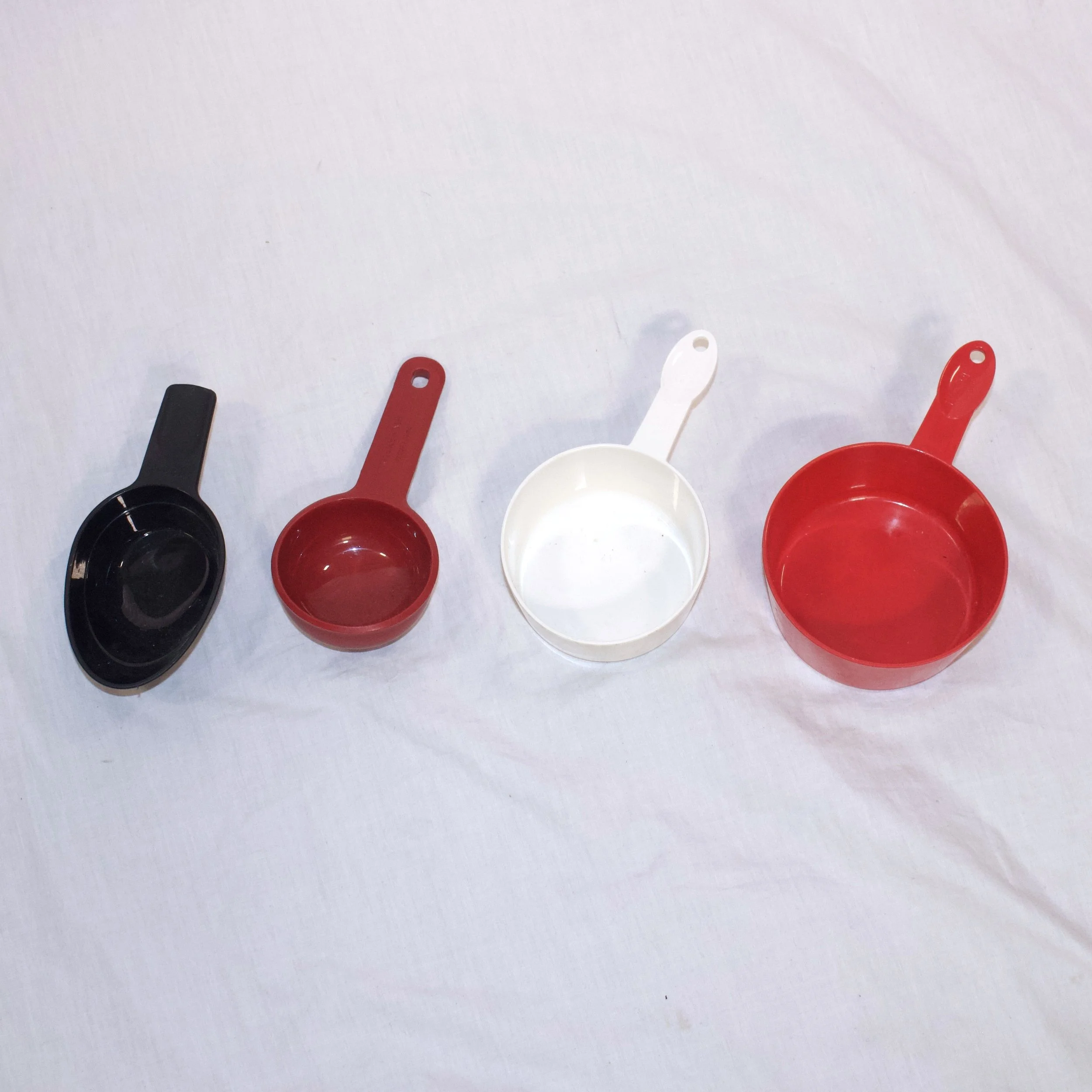 measuring cup seperate.jpeg