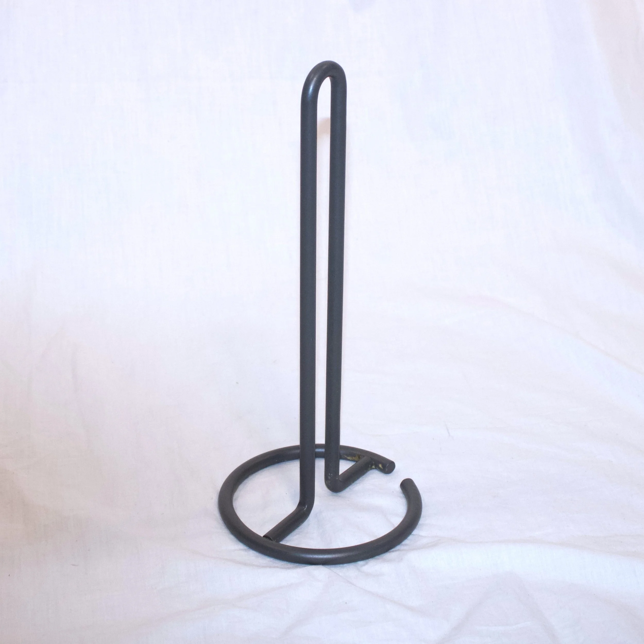 paper towel holder 1.jpeg