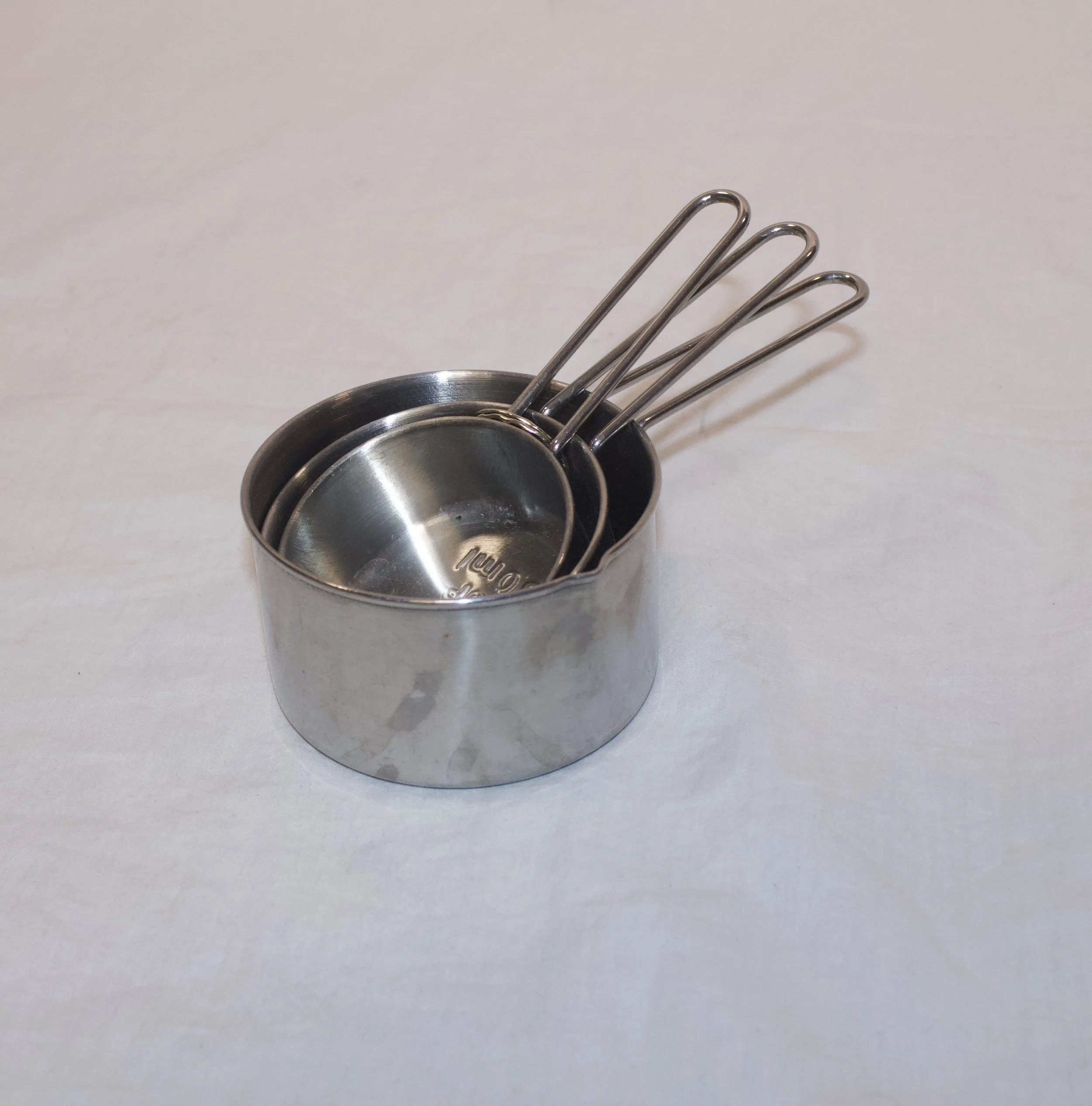 metal measuring cups.jpeg