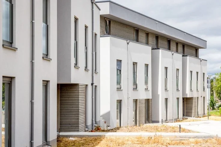 MK Facade chantier crépi