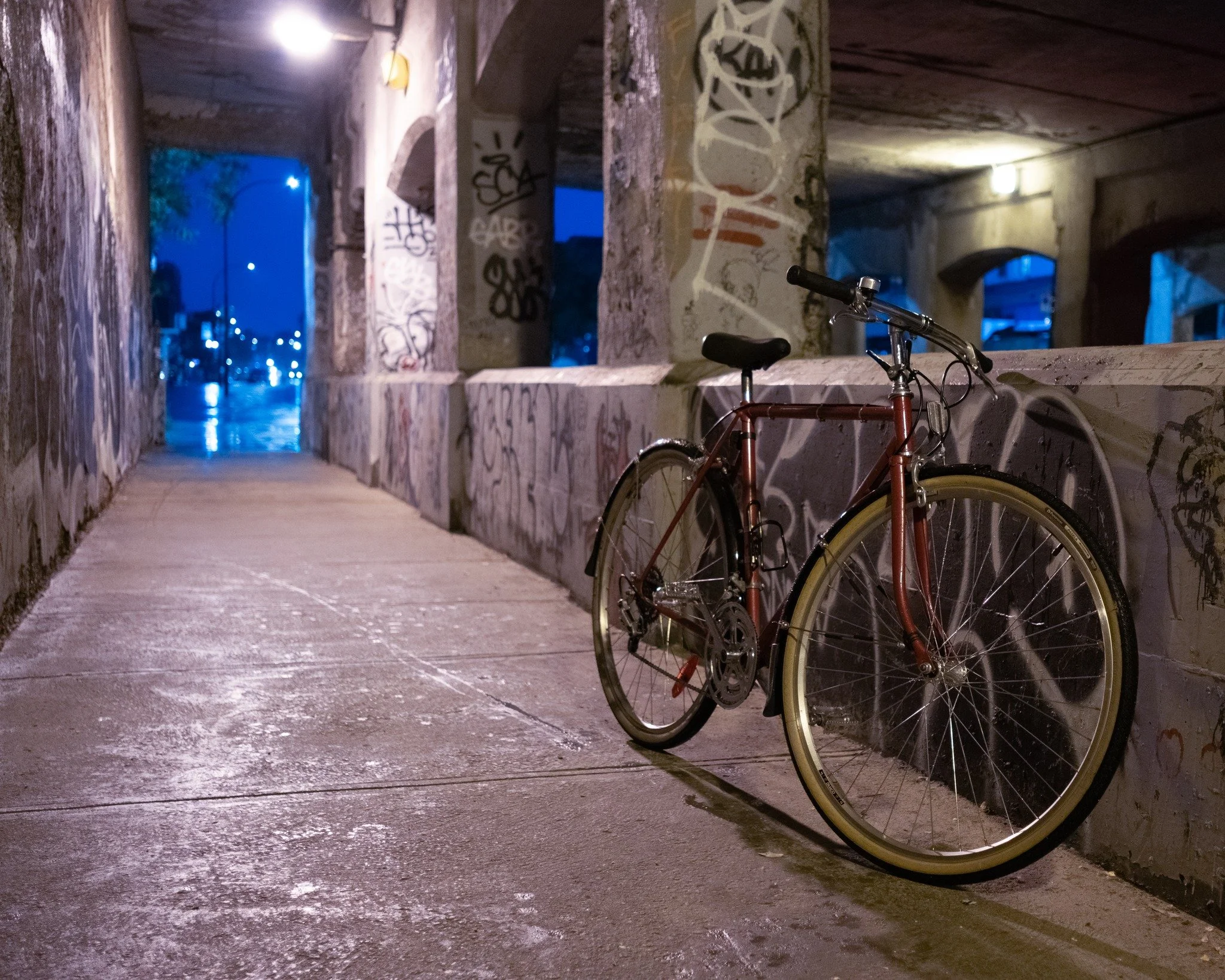 V&eacute;locip&egrave;de life 🔥
📷X-H2 + 23mm F2 WR
F-Stop: 2.0 | ISO: 1600 | SS: 1/60 sec