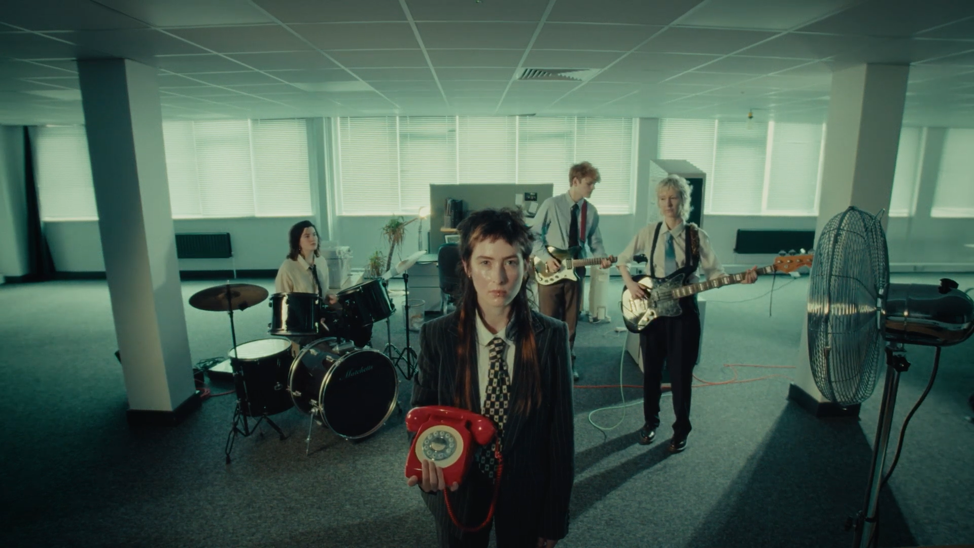 Metamorphosis - Madrúa (2025)