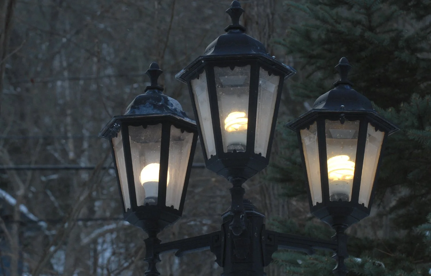 12.13.25 Americqan lights.jpg