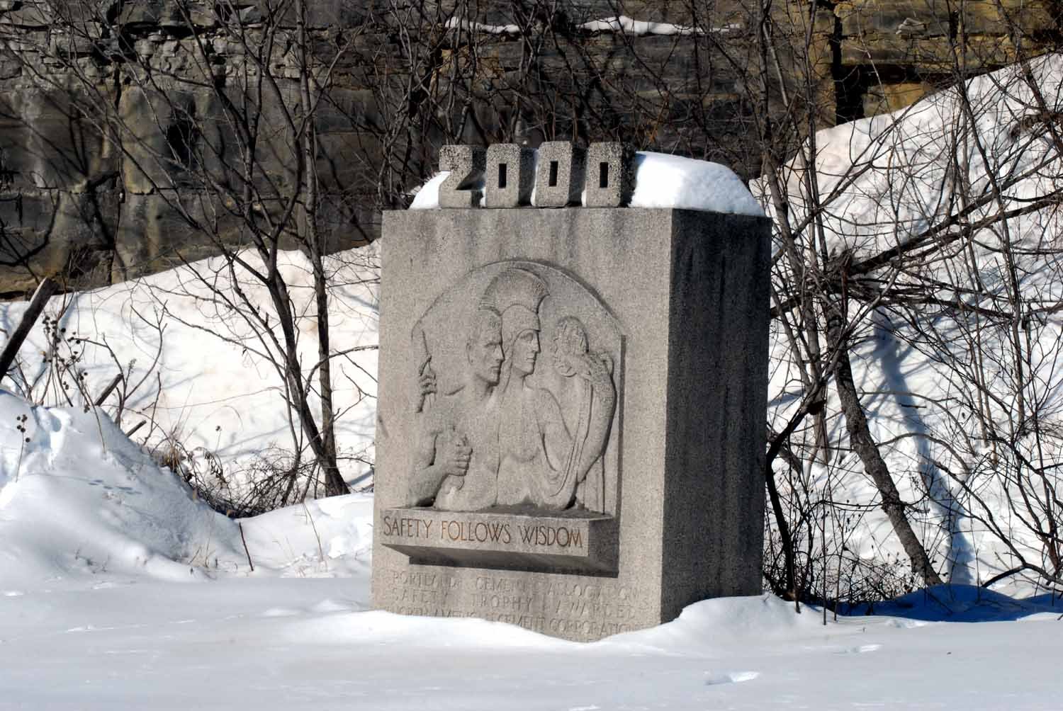 SEEC. Cave House monument.jpg