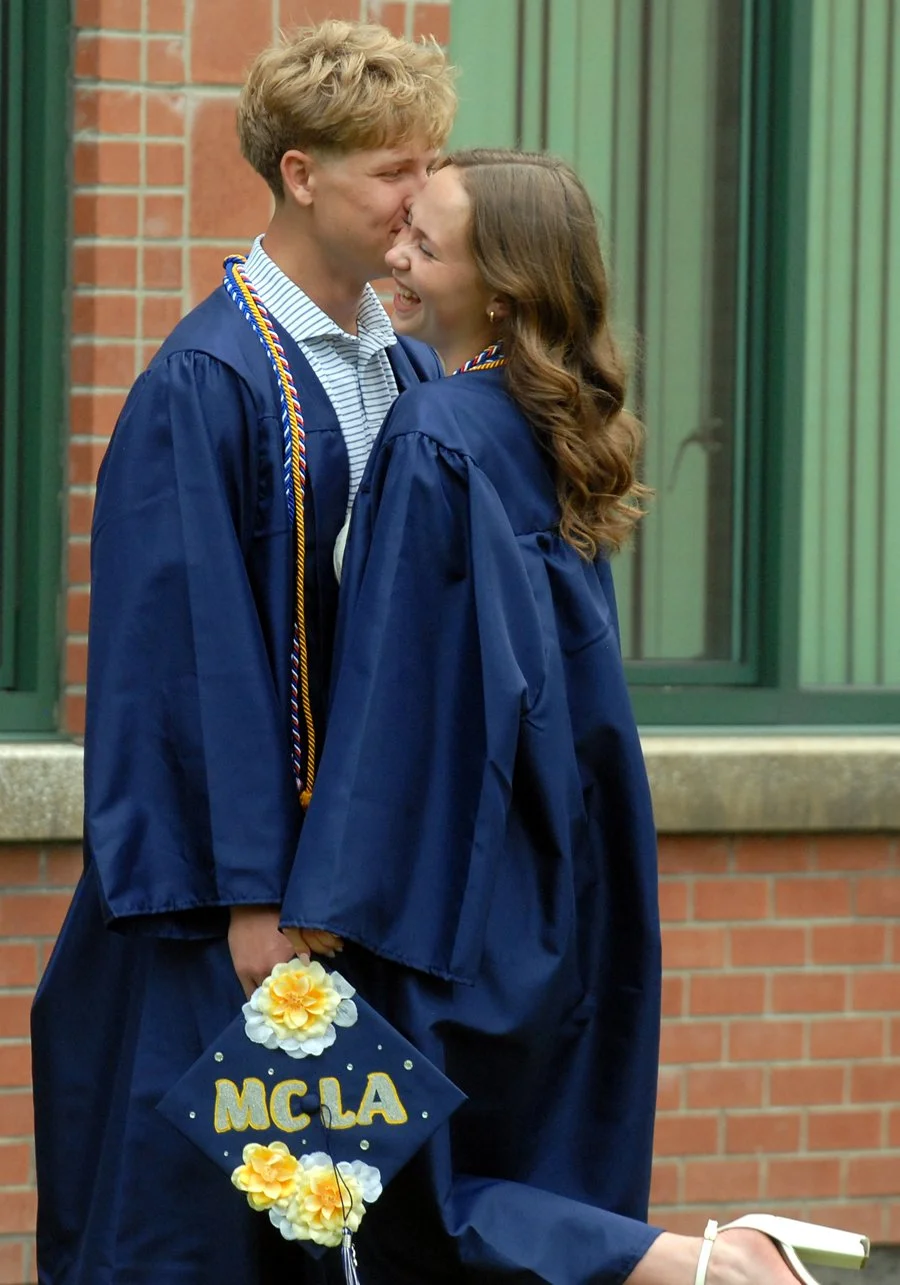 CR grad. kick heel.jpg