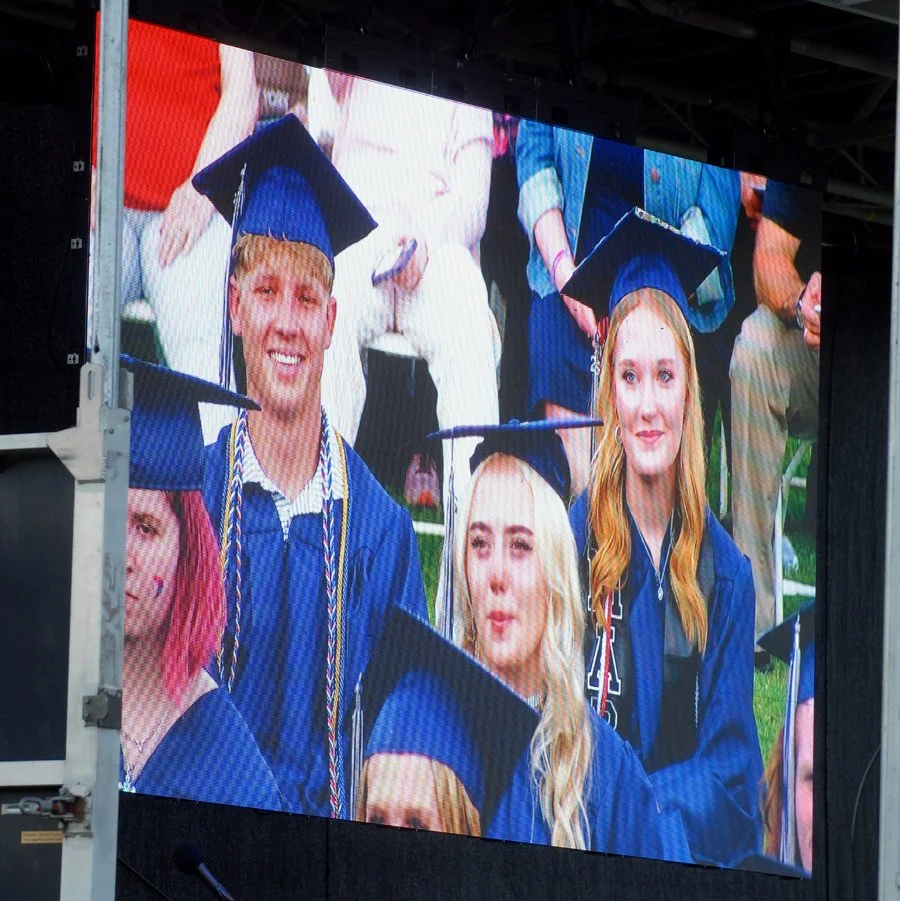 CR grad. kiss cam.jpg