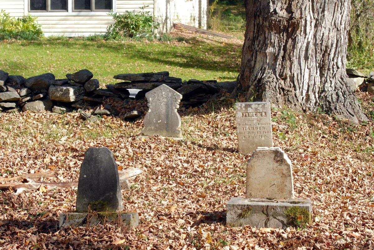Eminence. cemetery house.jpg
