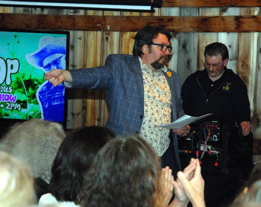 WAMC producer Peter Hughes cues the Landis crowd