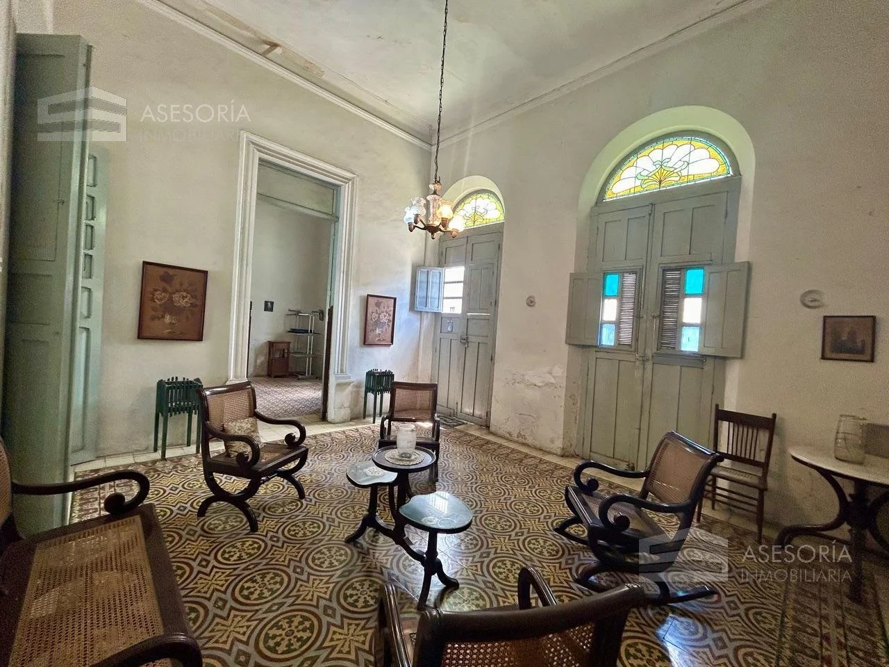 Colonial House For Sale with Garage - La Mejorada