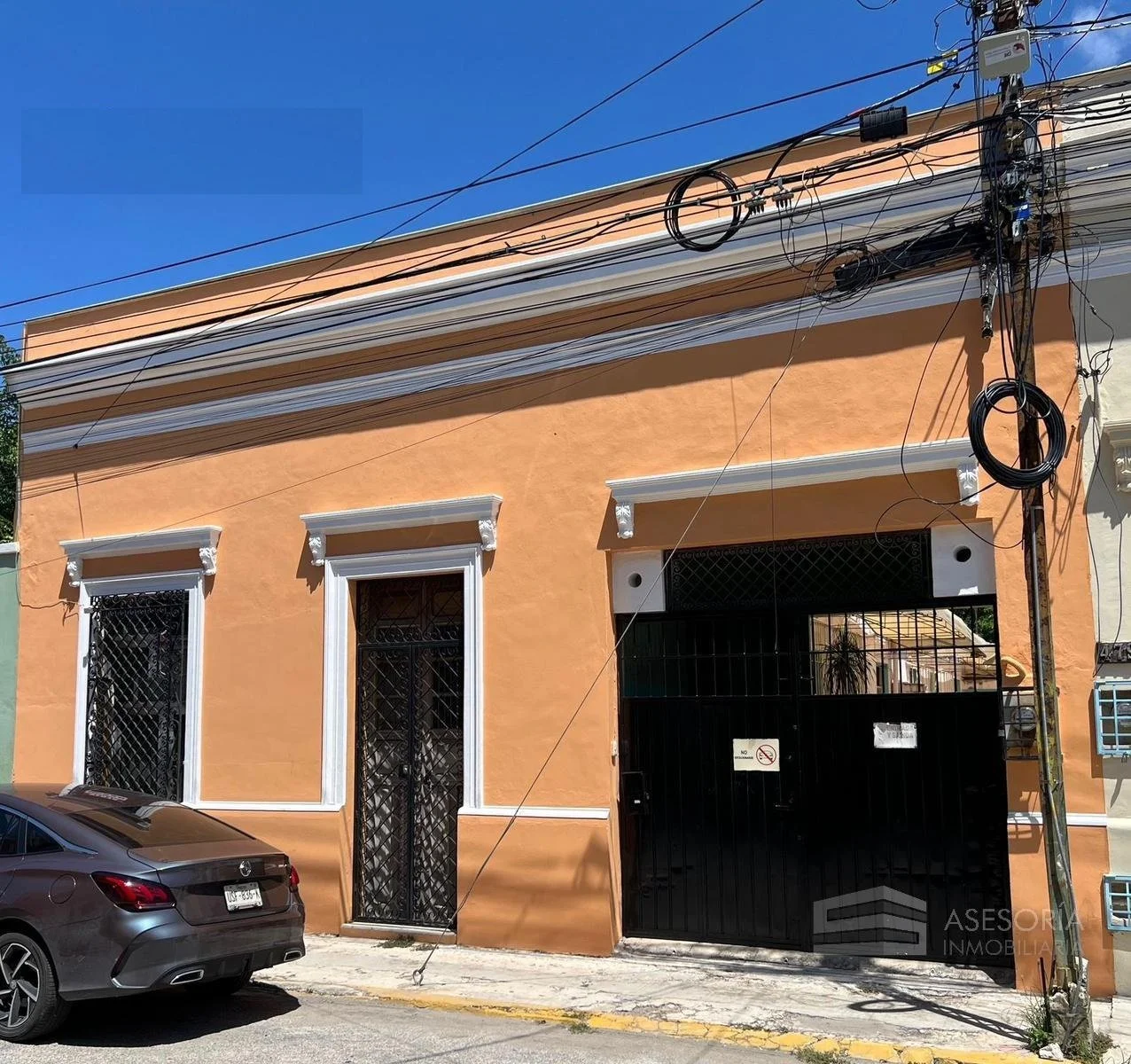 House for sale one block off Paseo Montejo