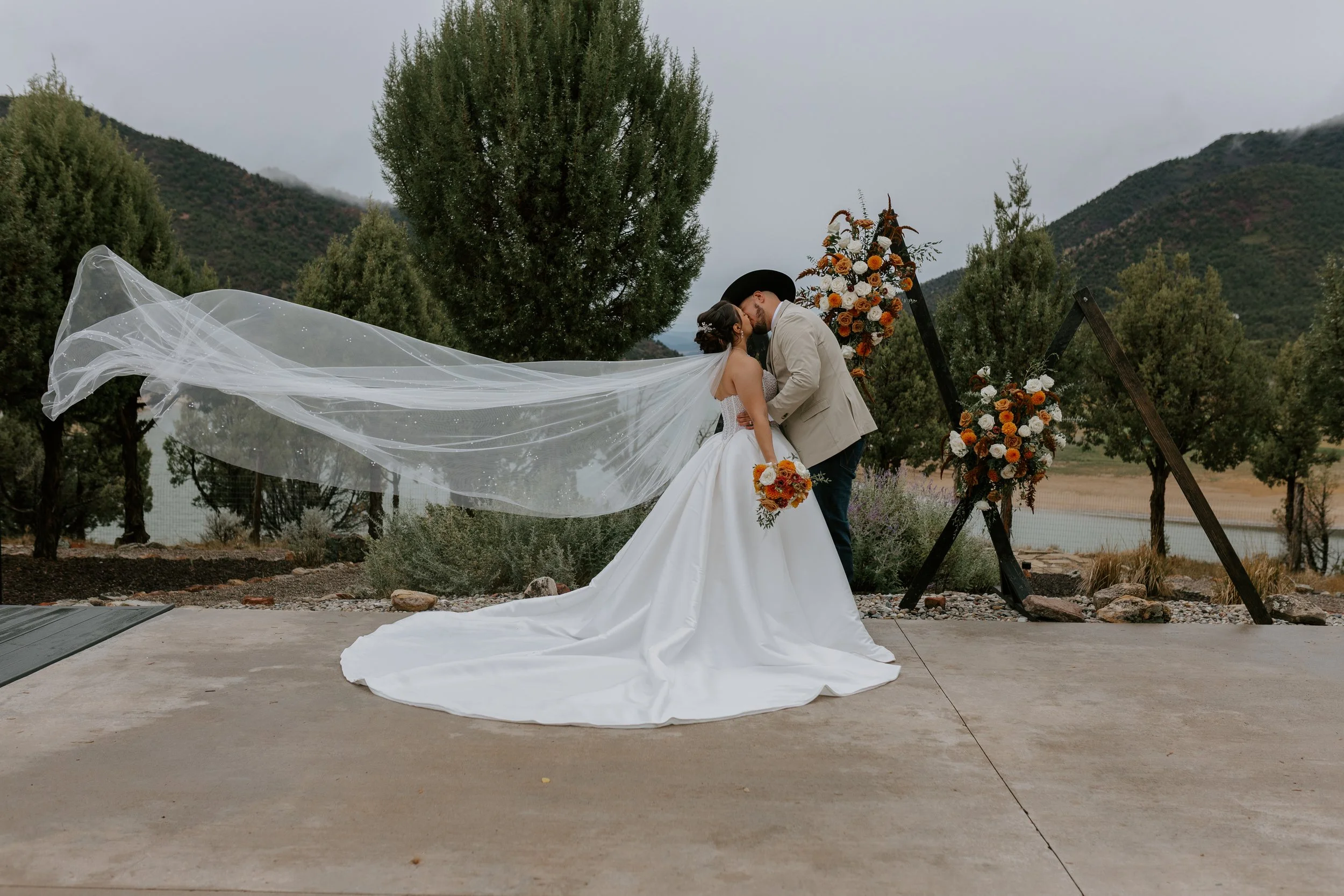 Brienna &amp; Jesus | September Wedding