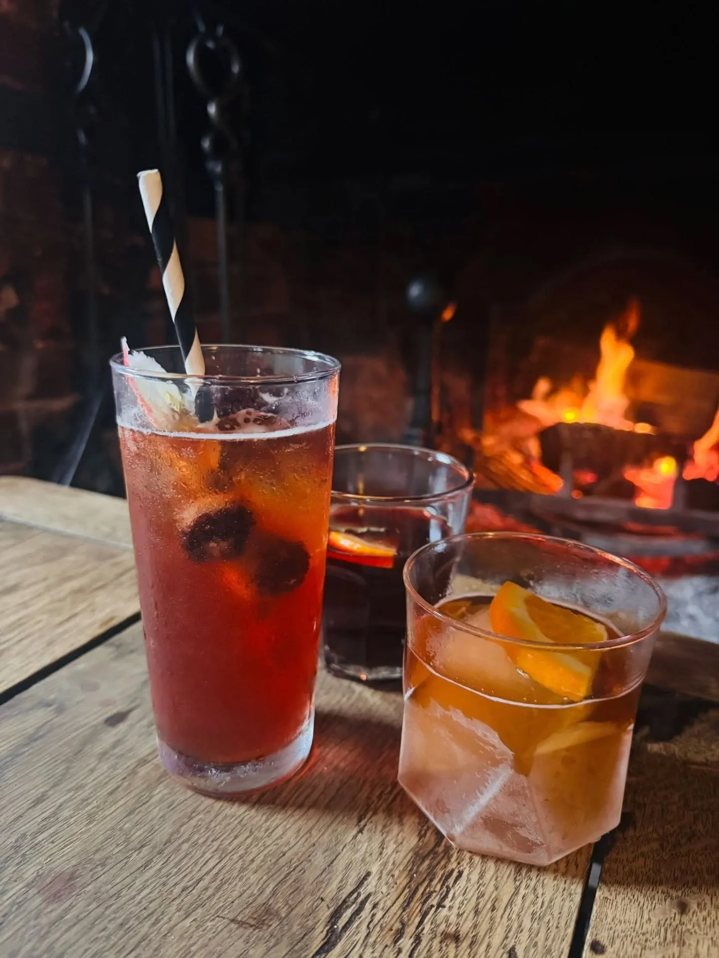 Winter spiced Pimm's and The Ginger snap. Check out this month's cocktail specials, including the December classic, Mulled Wine with spiced Orange 🍊🎅🏼✨️ Ready for Wednesday!👏🏻