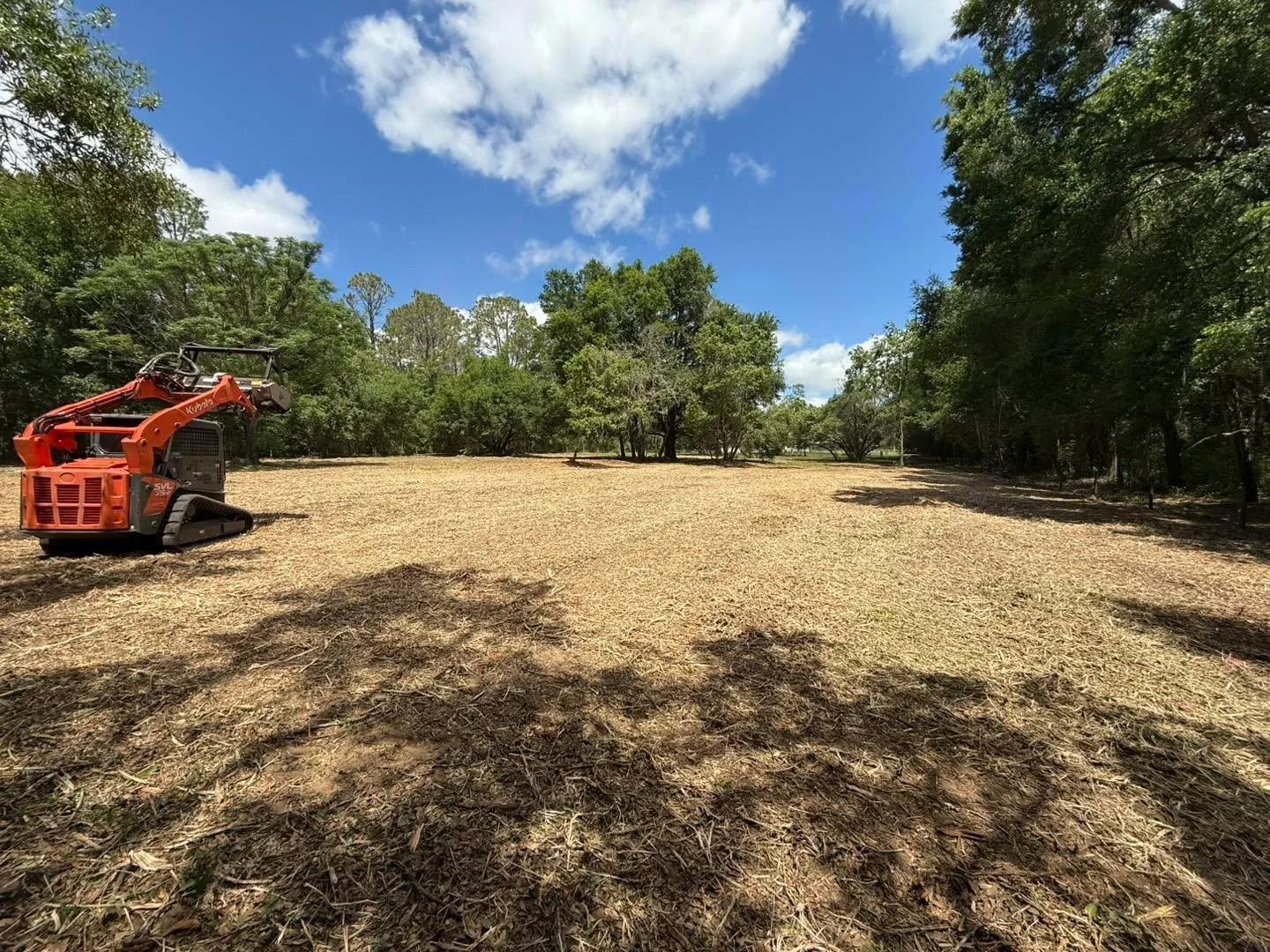 A beautiful, clean finish to this piece of property for the homeowner&rsquo;s horses. 
#forestrymulching #landclearing #landclearingservices #familyownedandoperated #forestrymulchingflorida