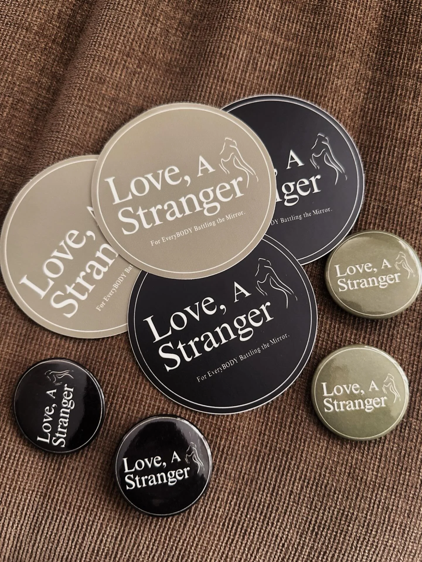 LAS stickers and buttons are here&hellip; and so is your sign to get involved! 

Volunteer today with Love, A Stranger and help us build a world where no one feels alone in their recovery.

info@loveastranger.org
loveastranger.org
🕊️🫒🌿✨☁️🔒

#Love