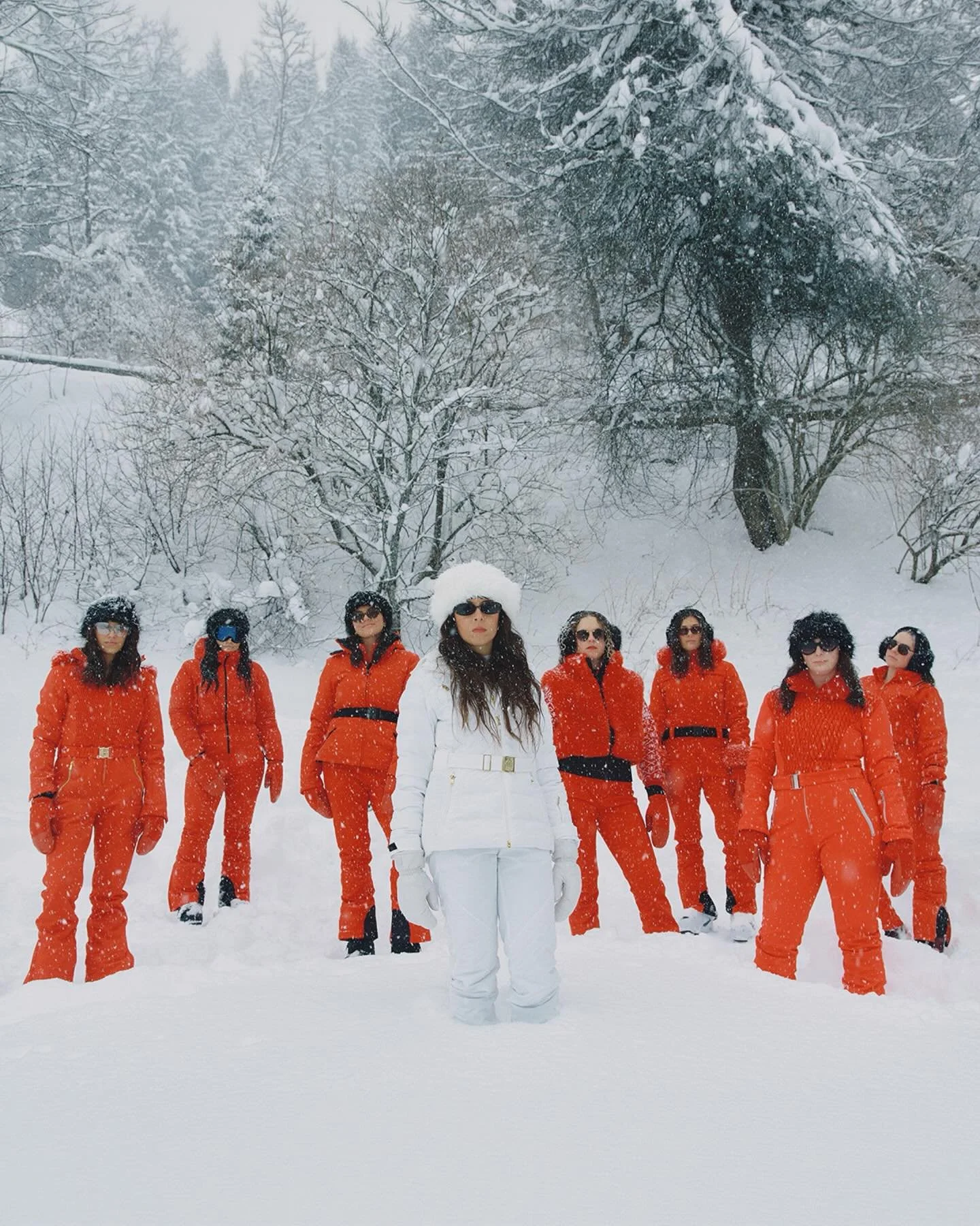 So excited to have this incredible wedding featured on @overthemoon today! 

Photography: @NicholasGoreWeddings
Venue:@thonys_places @stantonamarlberg
Brides Ski Suit: @bogner.official
Bride&rsquo;s Skis: @armadaskis
Bride&rsquo;s Helmet: @smithoptic