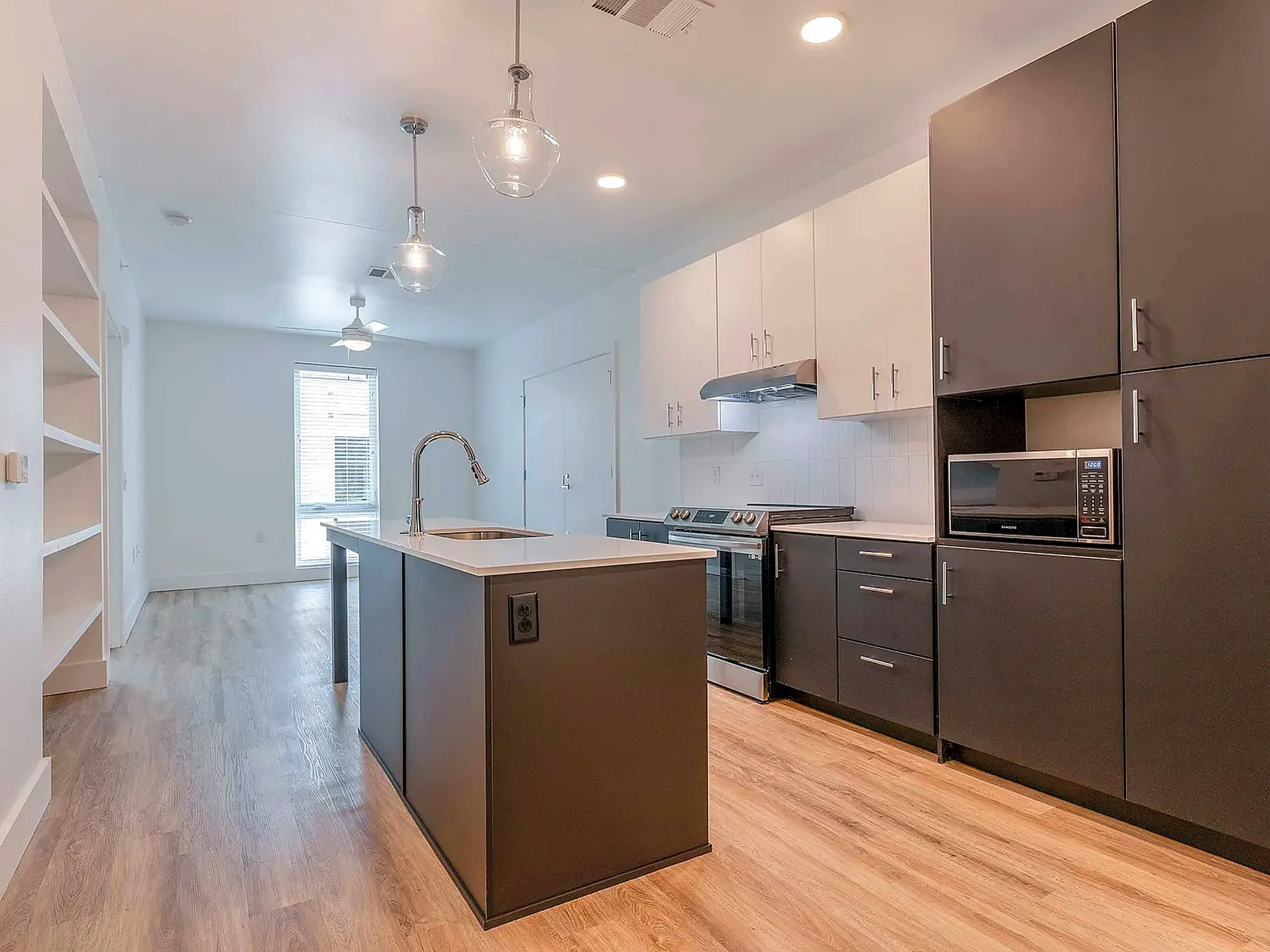 Muse_Kitchen_Long_Cleaned.jpg