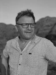 Daniel Casson Headshot BW.jpg