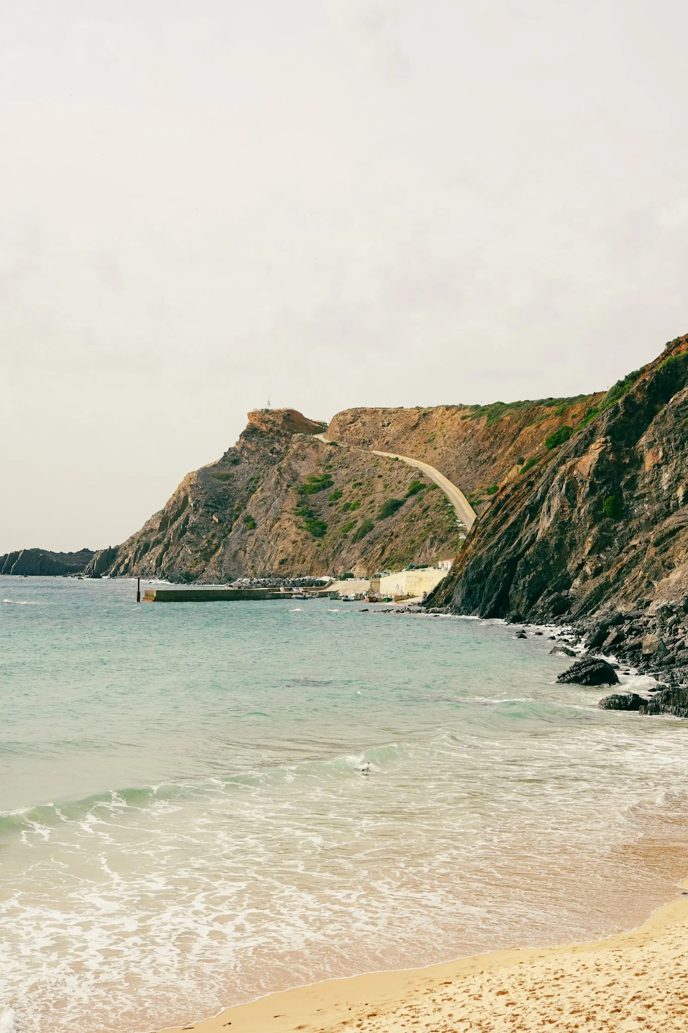 Projeto realizado para Villa Alvor (Grupo Aveleda) durante meu período como Designer Multimédia na Aveleda, S.A.
© Aveleda, S.A. - Todos os direitos reservados.