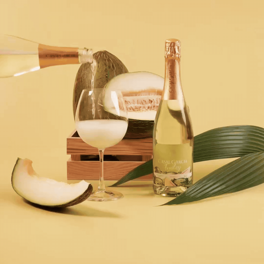 Projeto realizado para Casal Garcia (Grupo Aveleda) durante meu período como Designer Multimédia na Aveleda, S.A.
© Aveleda, S.A. - Todos os direitos reservados.