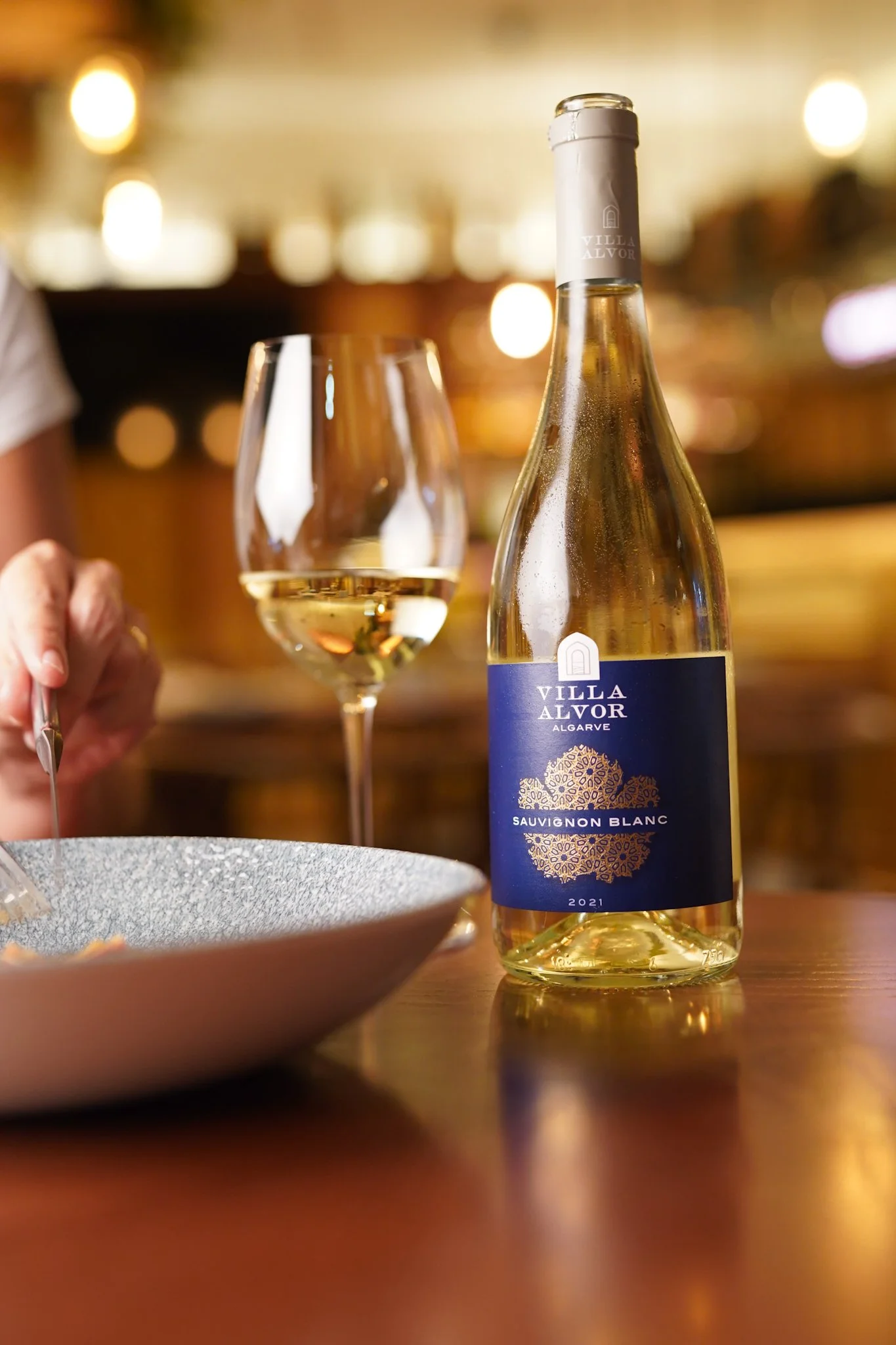 Projeto realizado para Villa Alvor (Grupo Aveleda) durante meu período como Designer Multimédia na Aveleda, S.A.
© Aveleda, S.A. - Todos os direitos reservados.