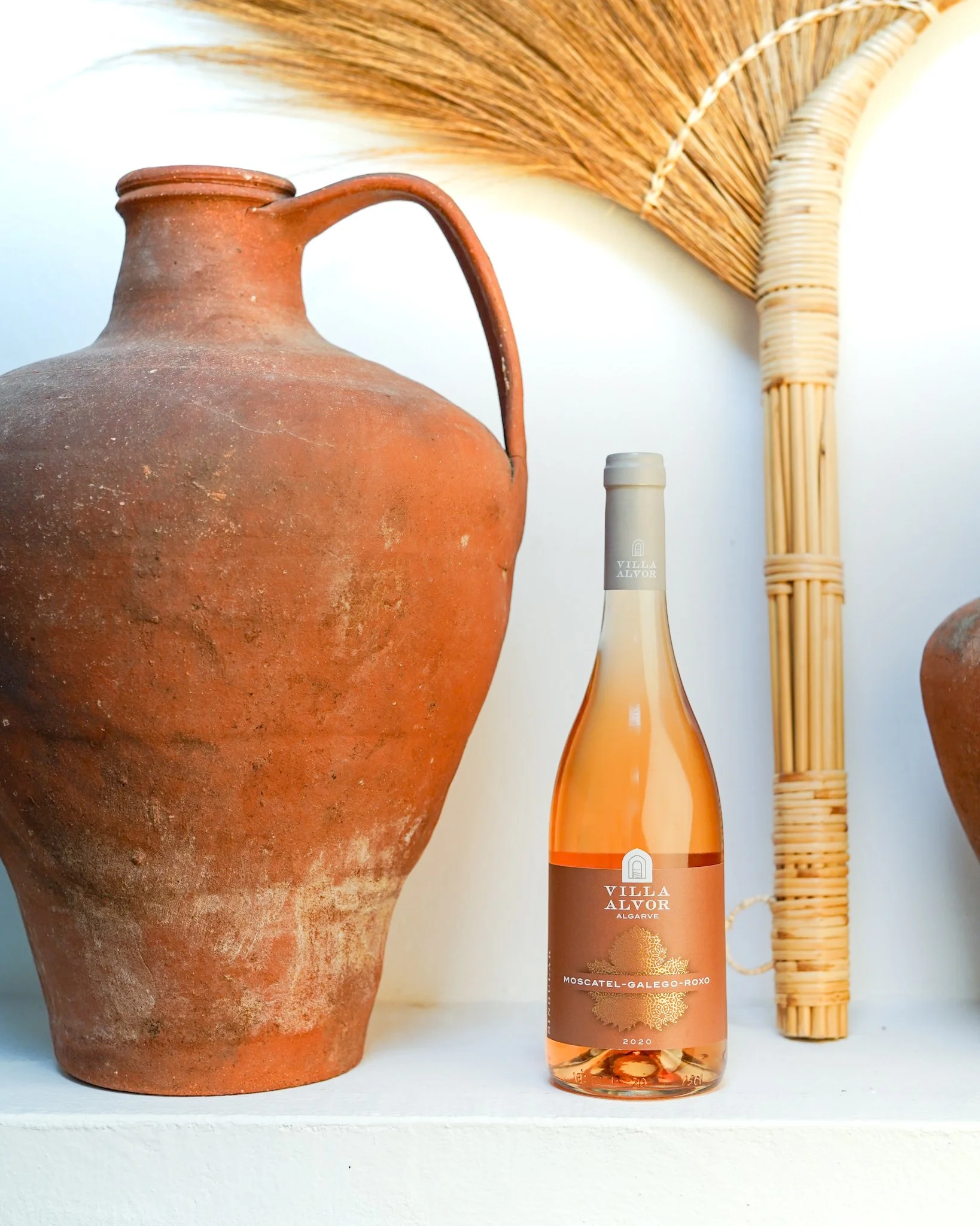 Projeto realizado para Villa Alvor (Grupo Aveleda) durante meu período como Designer Multimédia na Aveleda, S.A.
© Aveleda, S.A. - Todos os direitos reservados.