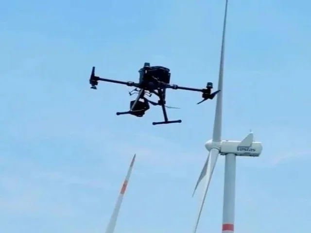 Inspección de aerogeneradores con drones DJI