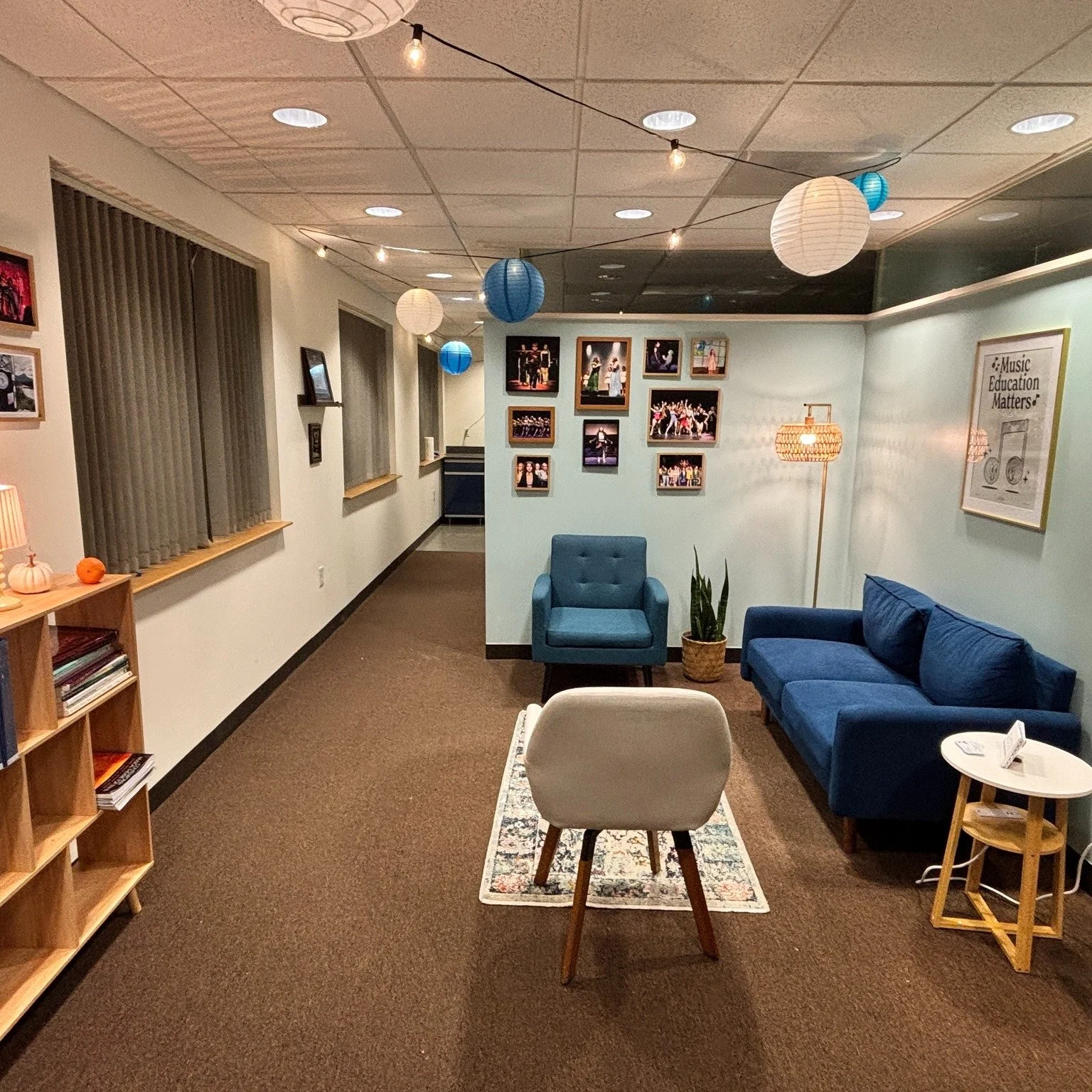 🌟 𝐖𝐞 𝐌𝐨𝐯𝐞𝐝! 🌟

Community Through Song and Stage has officially moved across the parking lot at Paoli Village Shoppes &mdash; you can now find us at 𝟑𝟓 𝐖. 𝐋𝐚𝐧𝐜𝐚𝐬𝐭𝐞𝐫 𝐀𝐯𝐞, 𝐝𝐢𝐫𝐞𝐜𝐭𝐥𝐲 𝐚𝐛𝐨𝐯𝐞 𝐒𝐮𝐬𝐡𝐢 𝐍𝐚𝐦𝐢! 🍣✨

Our