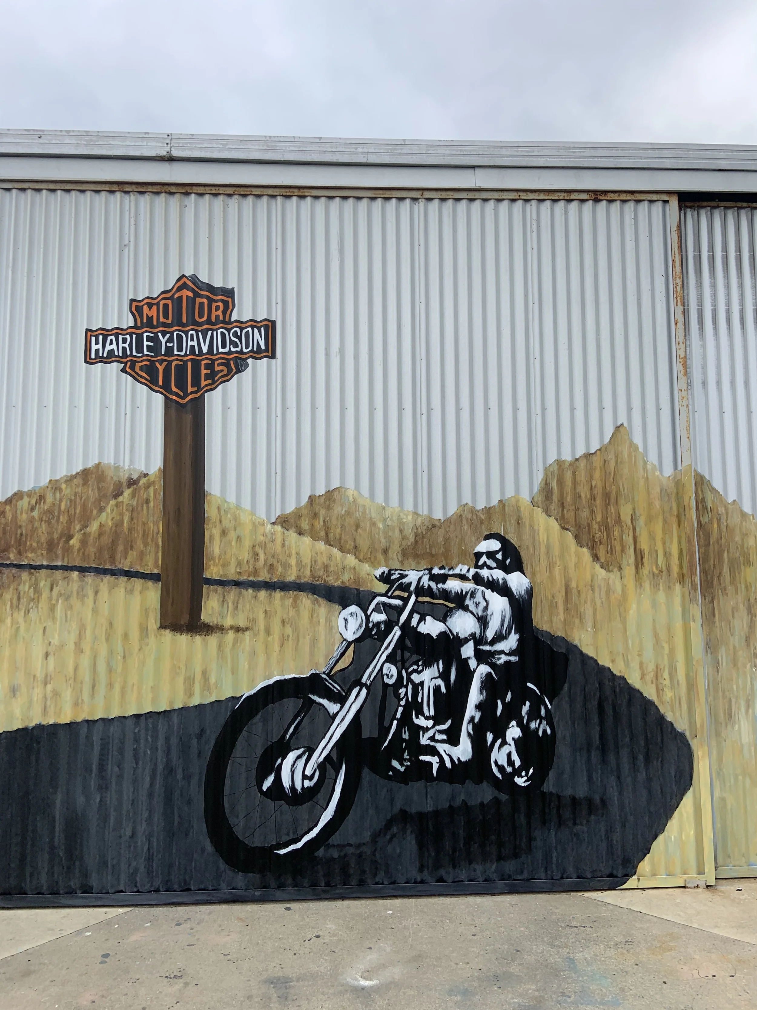 Mural on iron shed