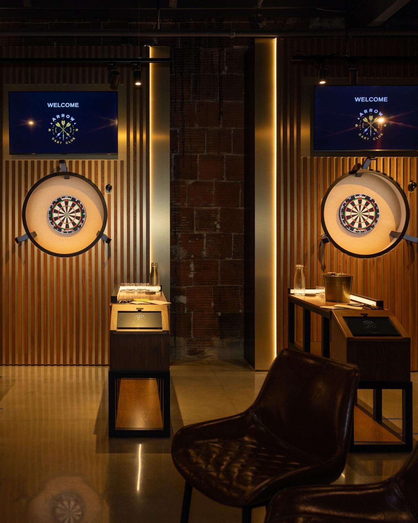 Open 11am~1:30am 🎯 Let&rsquo;s gooo!

#kansascity #kcthingstodo #crossroadskc #darts