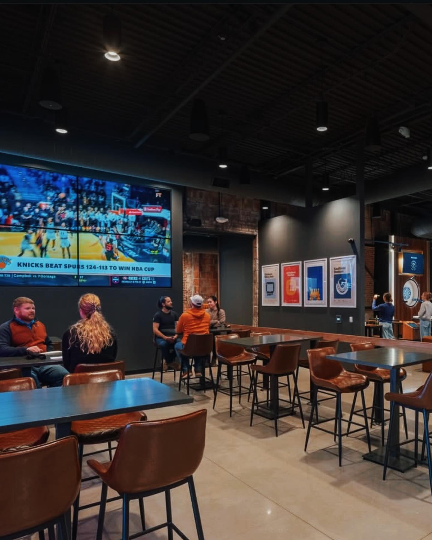 Party without the cleanup? 🍾🍻✨Let us host! arrowdartclub.com/events

📸 @bobgreenspan @centric.build 

#kansascity #kcevents #kceventspace #kcdrinks