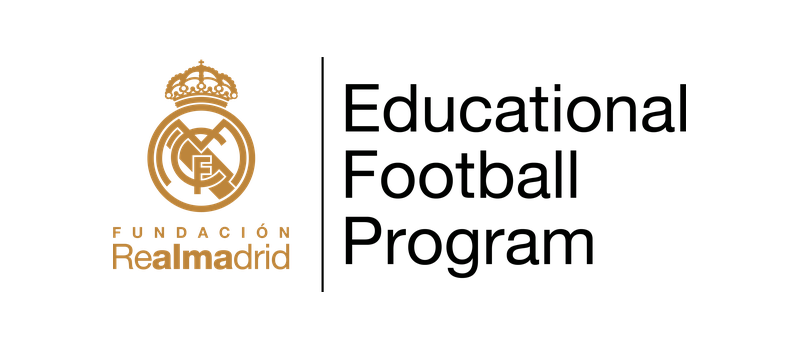 Logotipo de la Fundación Real Madrid y la frase 'International Football Program' en letra negra.