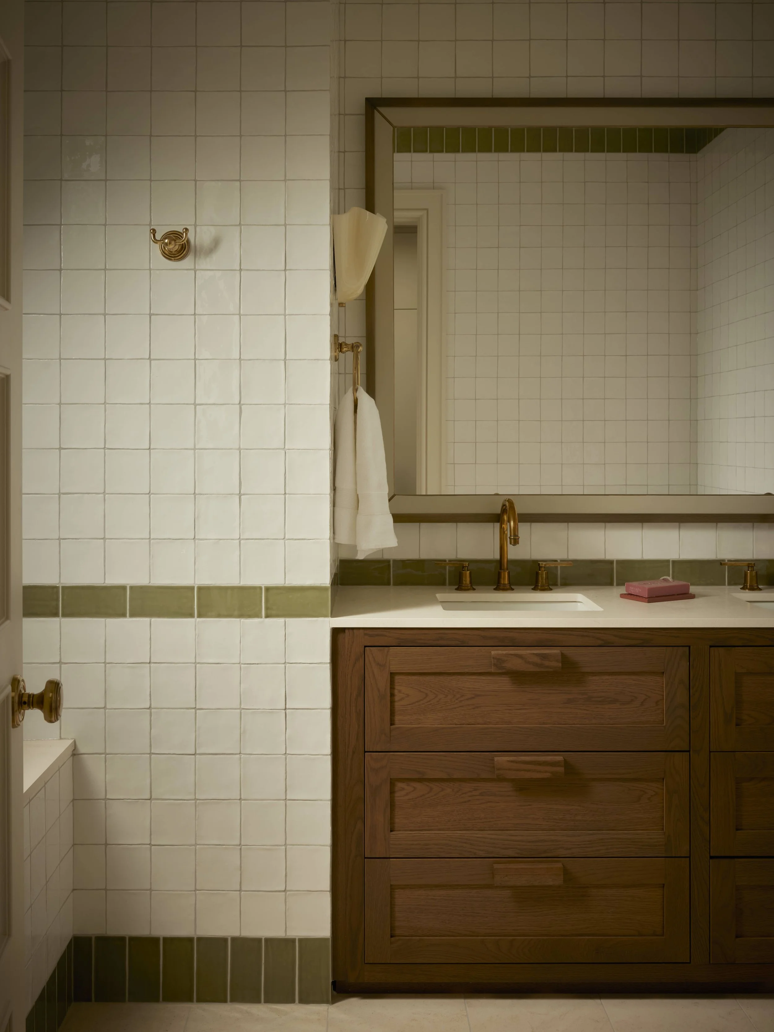ForwardInteriorsxLeaside15845.jpg