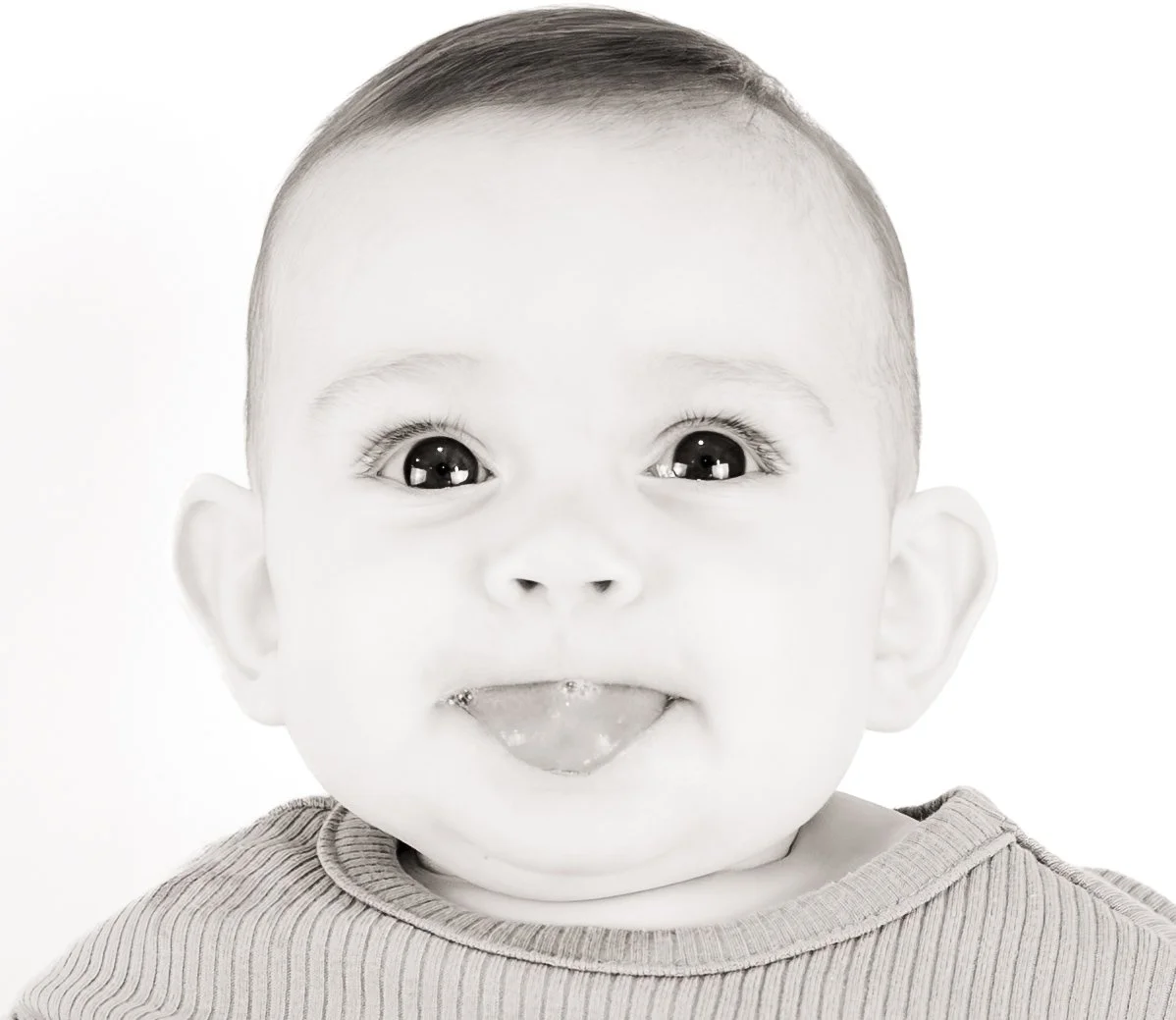 Baby photography sessions in Fort Payne, Alabama by Little River Lens Photography.