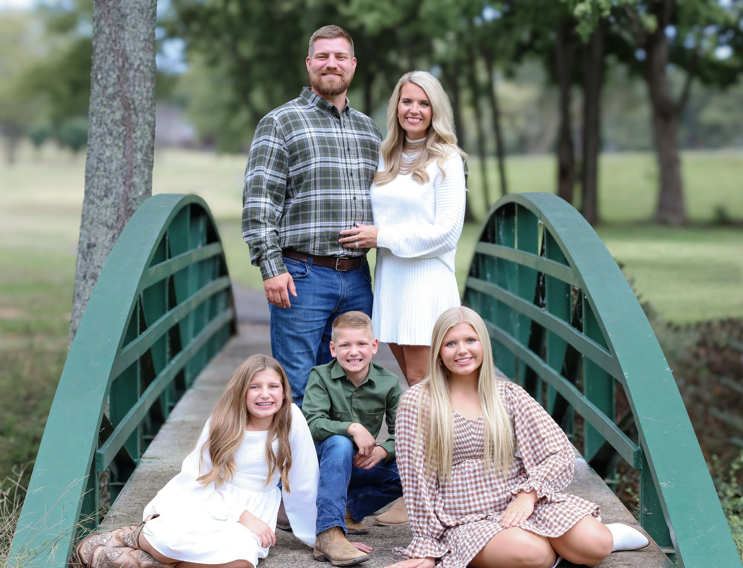 What to Wear for Fall Family Photos in Fort Payne, AL