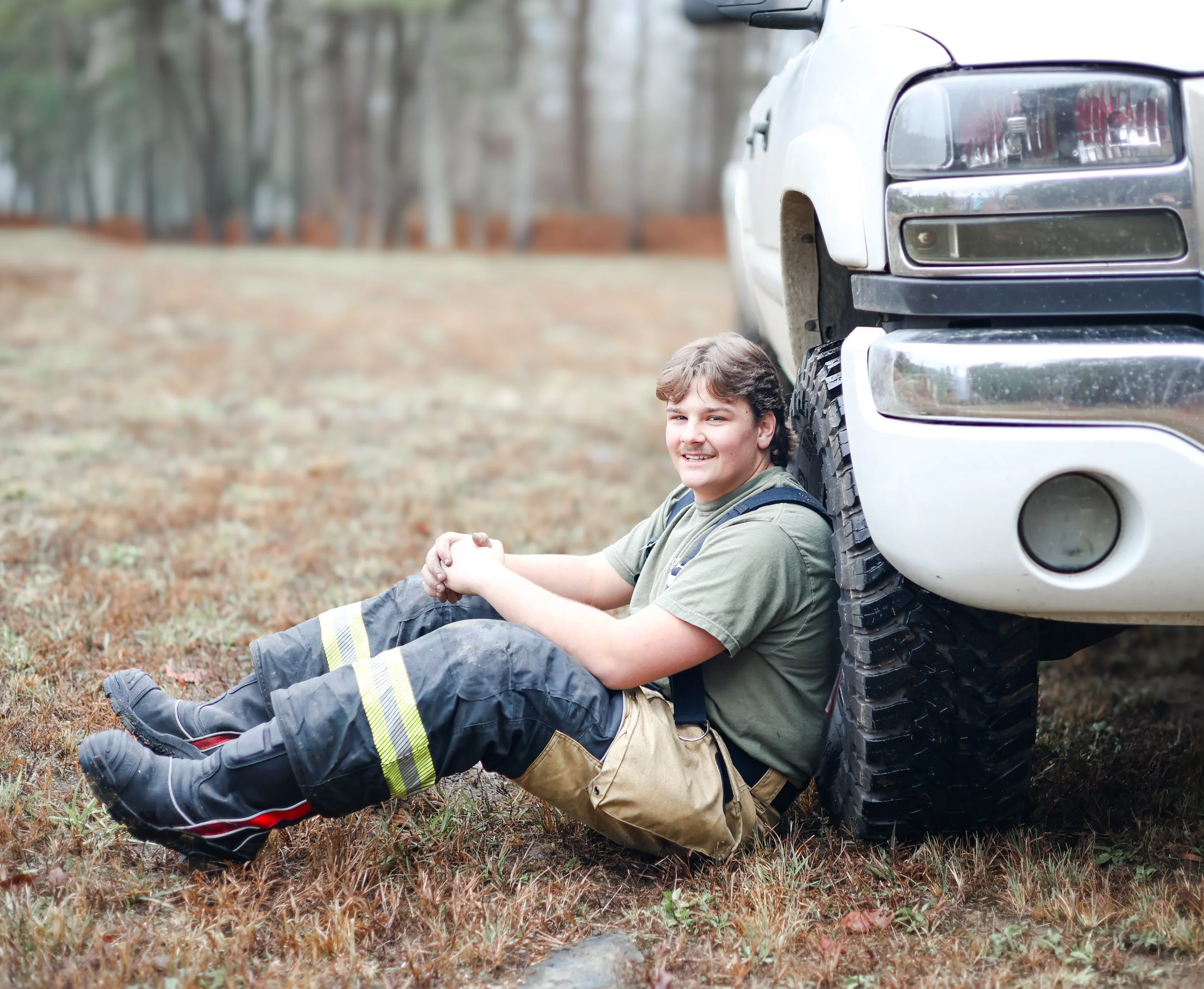 High School Senior portrait session photographed by Little River Lens LLC in Northeast Alabama.