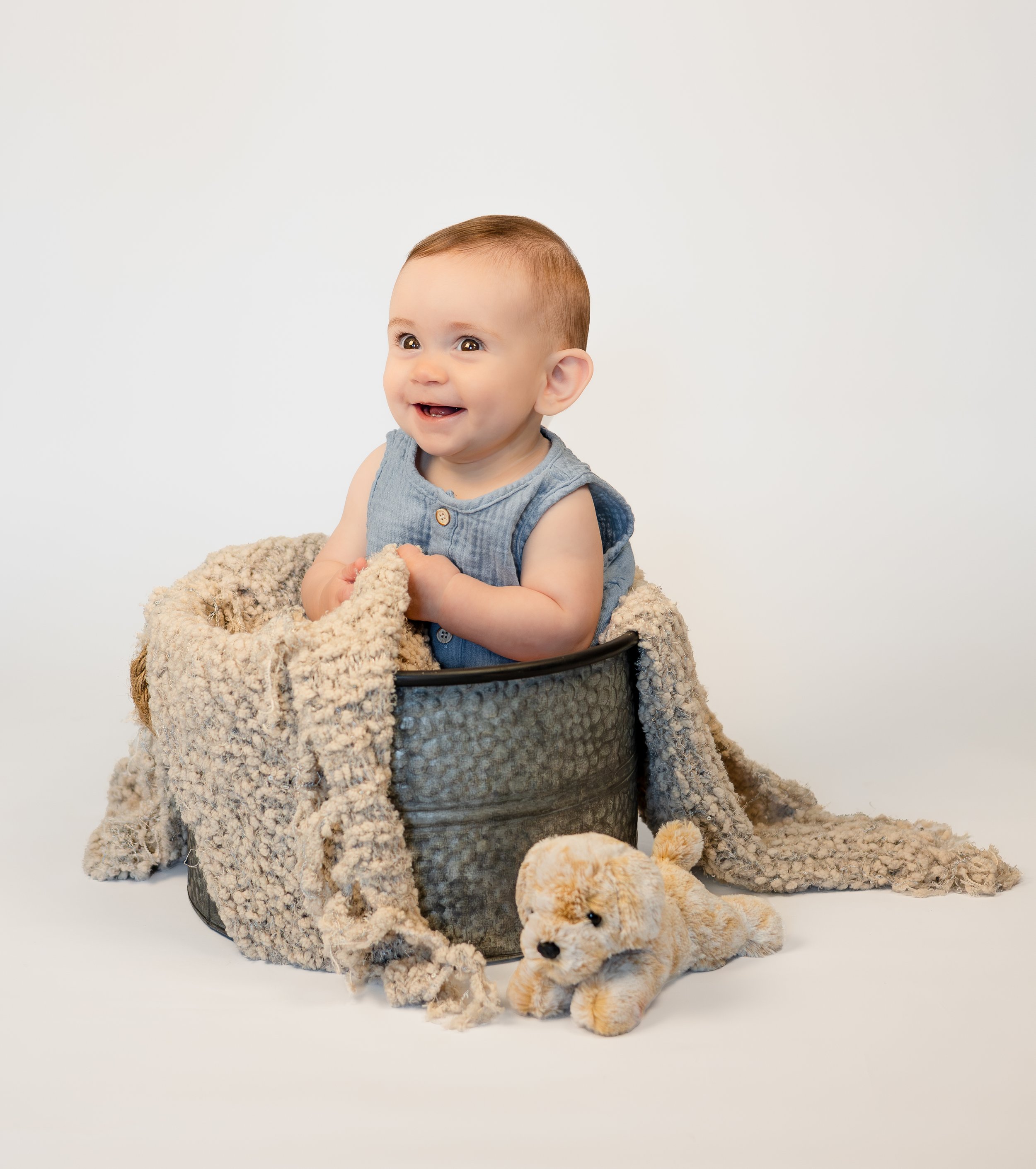 6 month old milestone photography with Little River Lens Photography.