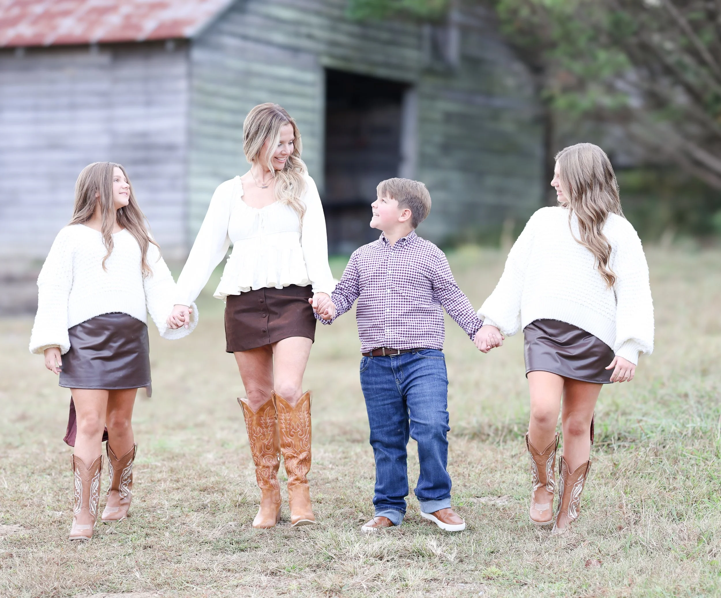 Family photography in Little River Lens Photography in Northeast Alabama. 