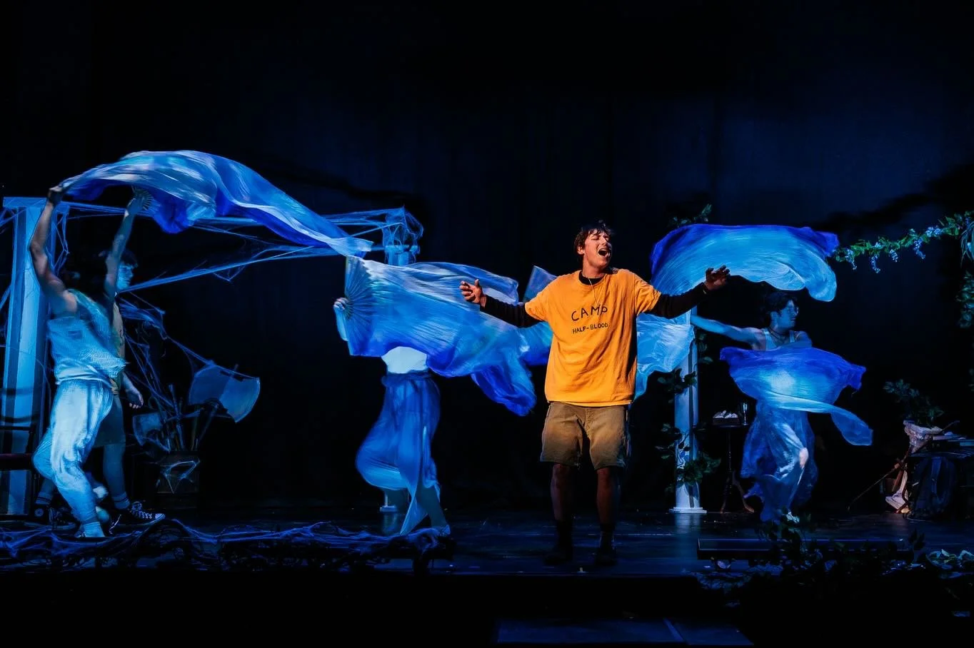 It&rsquo;s opening night! Working on @usmdeptoftheatre first TYA musical since before COVID (and first one ever to tour) has been a blast. Come escape the rain and check us out this weekend before we head out on the road!
Photography by @katmorarosph