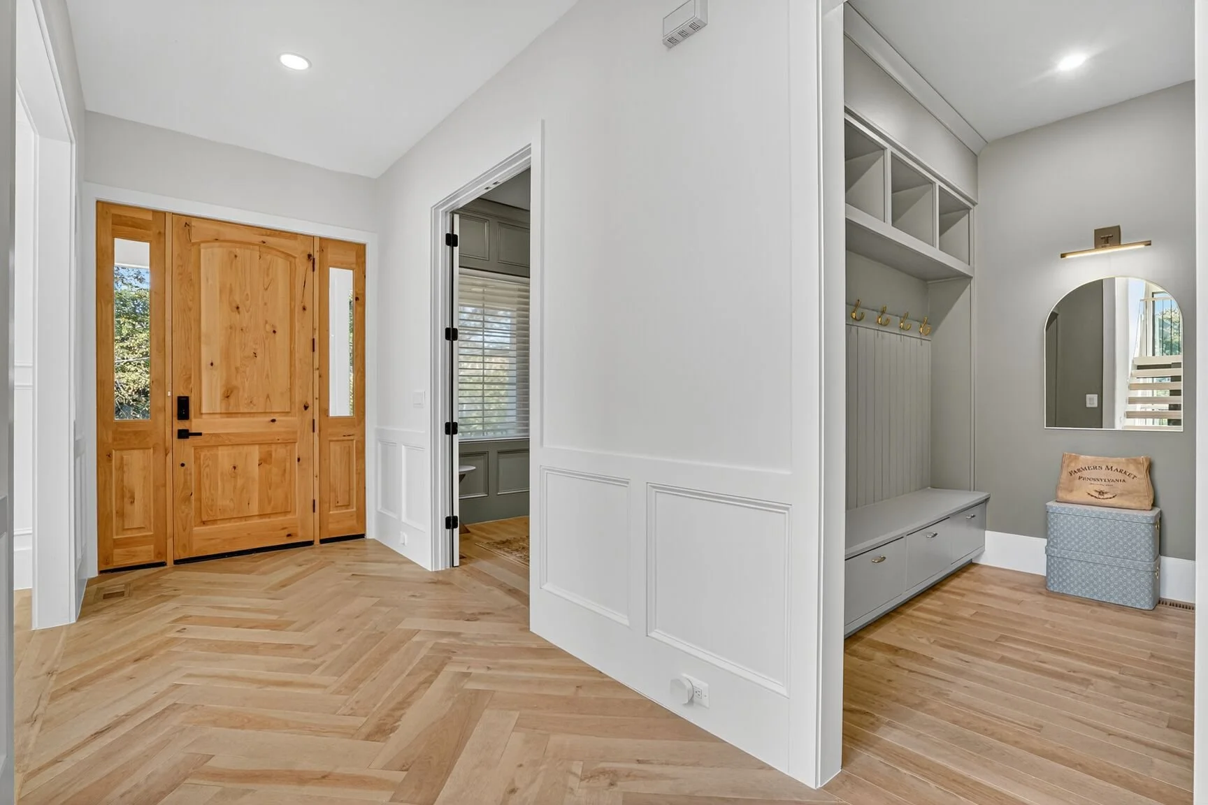 Entrance Mudroom