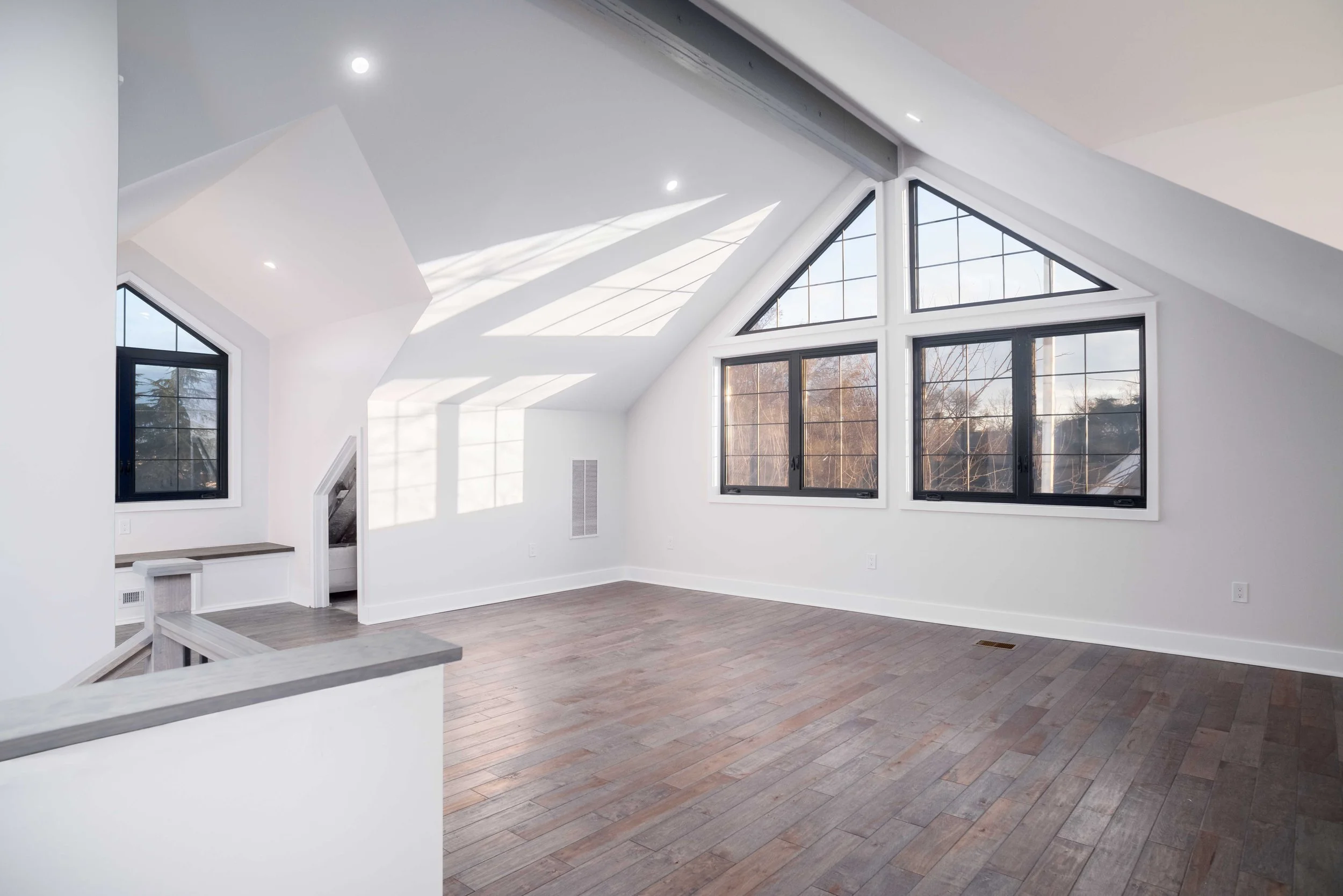 03B 3RD FL RM 1a.jpg