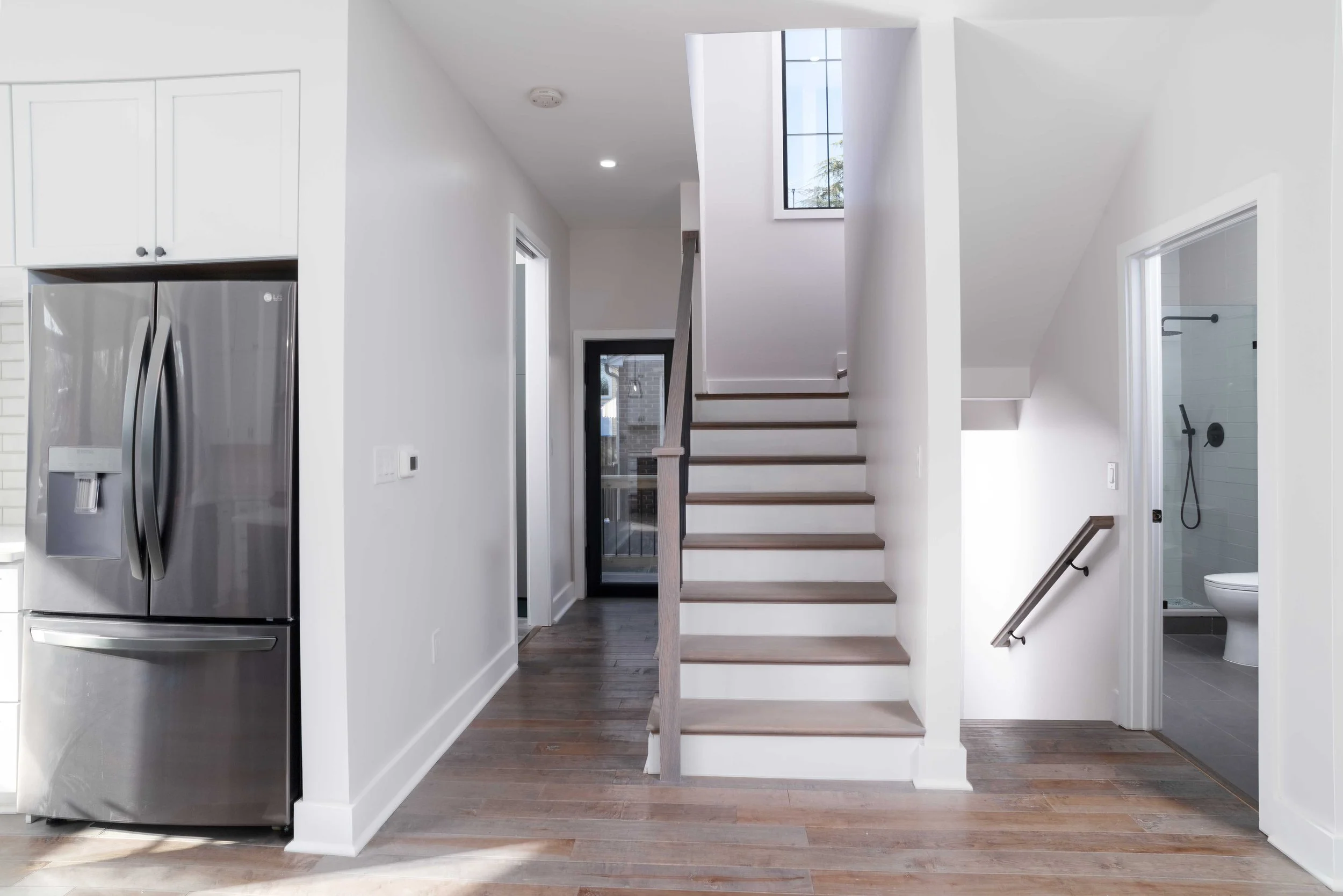 02_1st FL-I Stairway_001.jpg