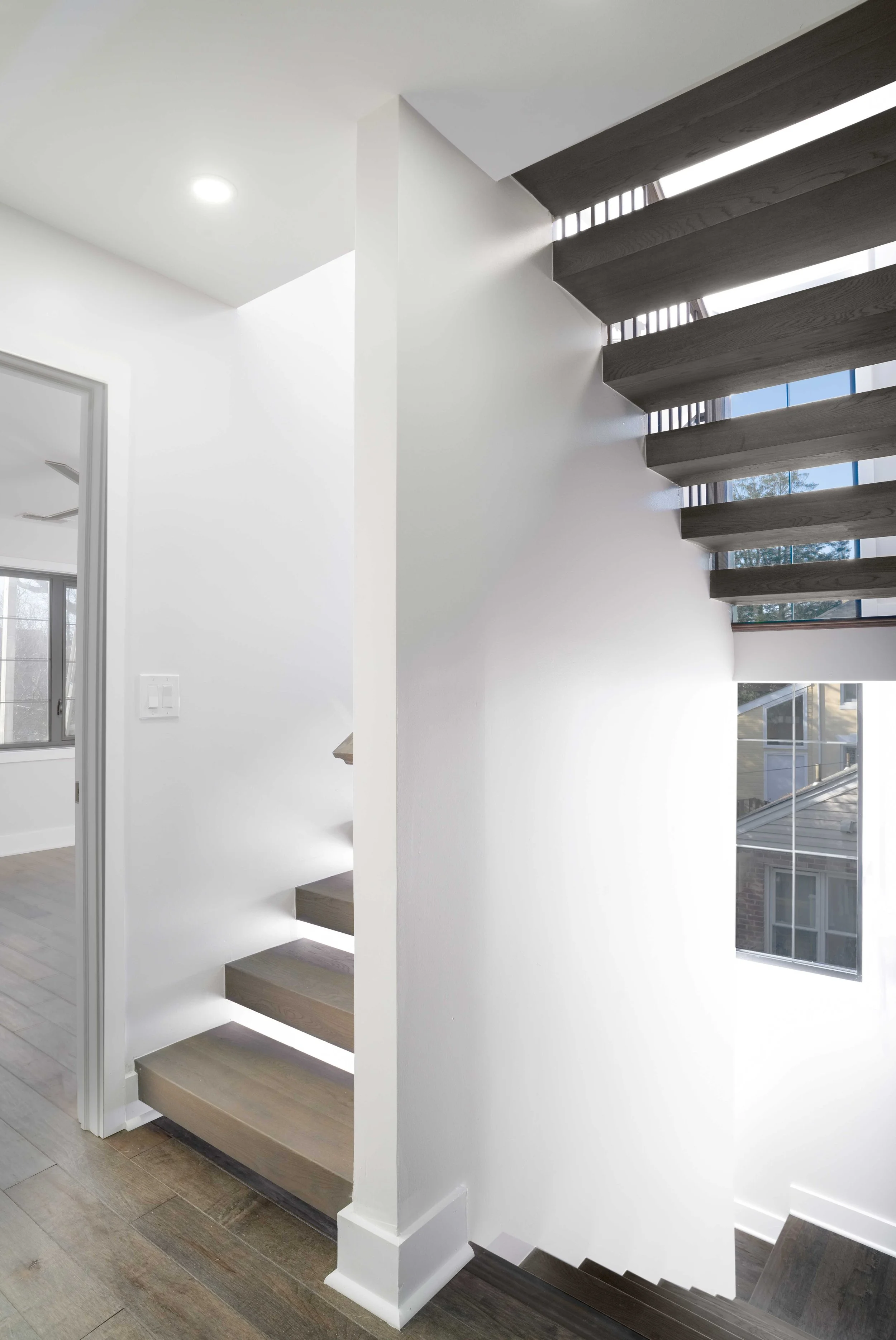 02 2nd FL A Stairway_002.jpg