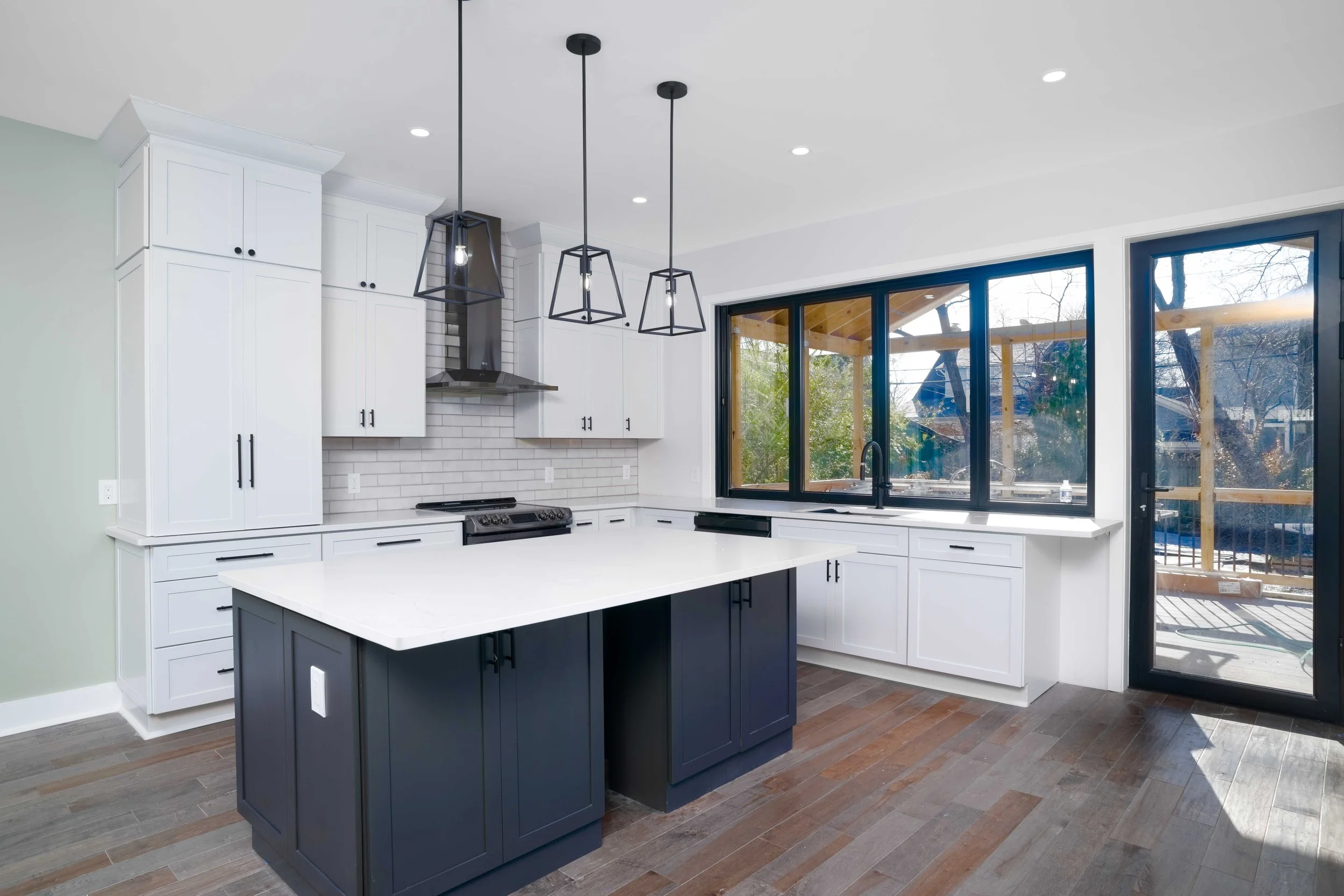 02_1st FL-D Kitchen_001.jpg